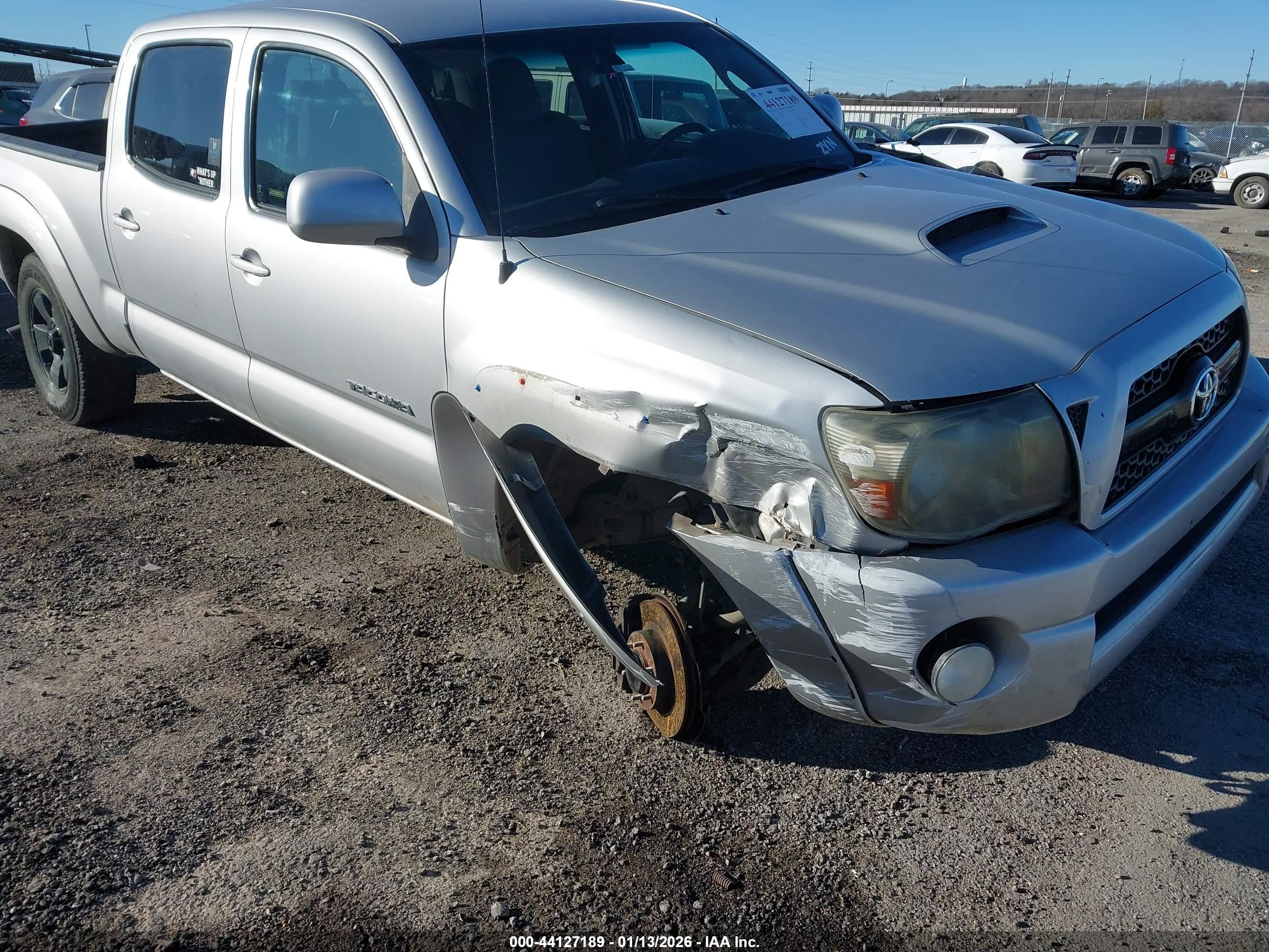 TOYOTA TACOMA image 6