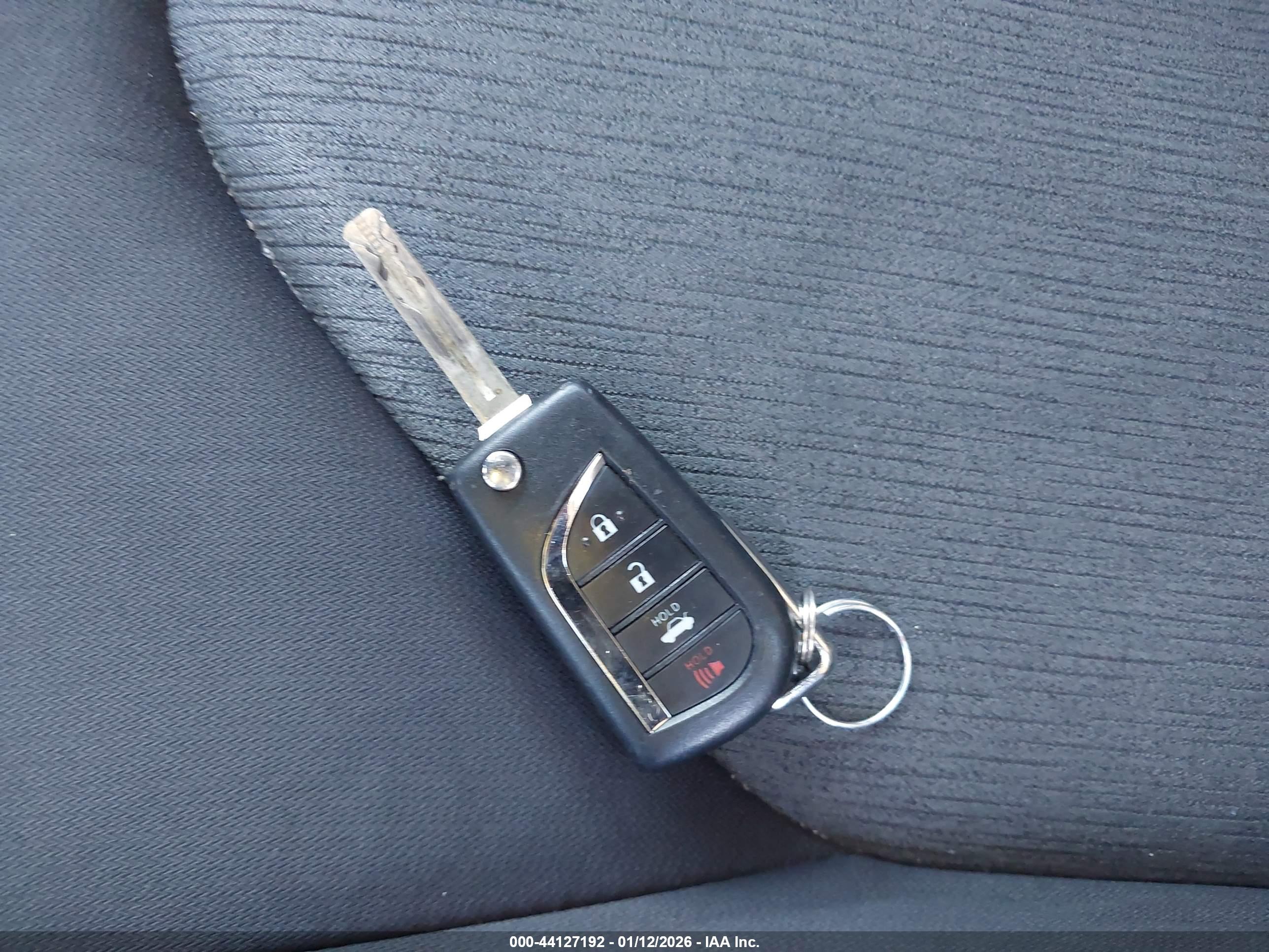 TOYOTA CAMRY image 11