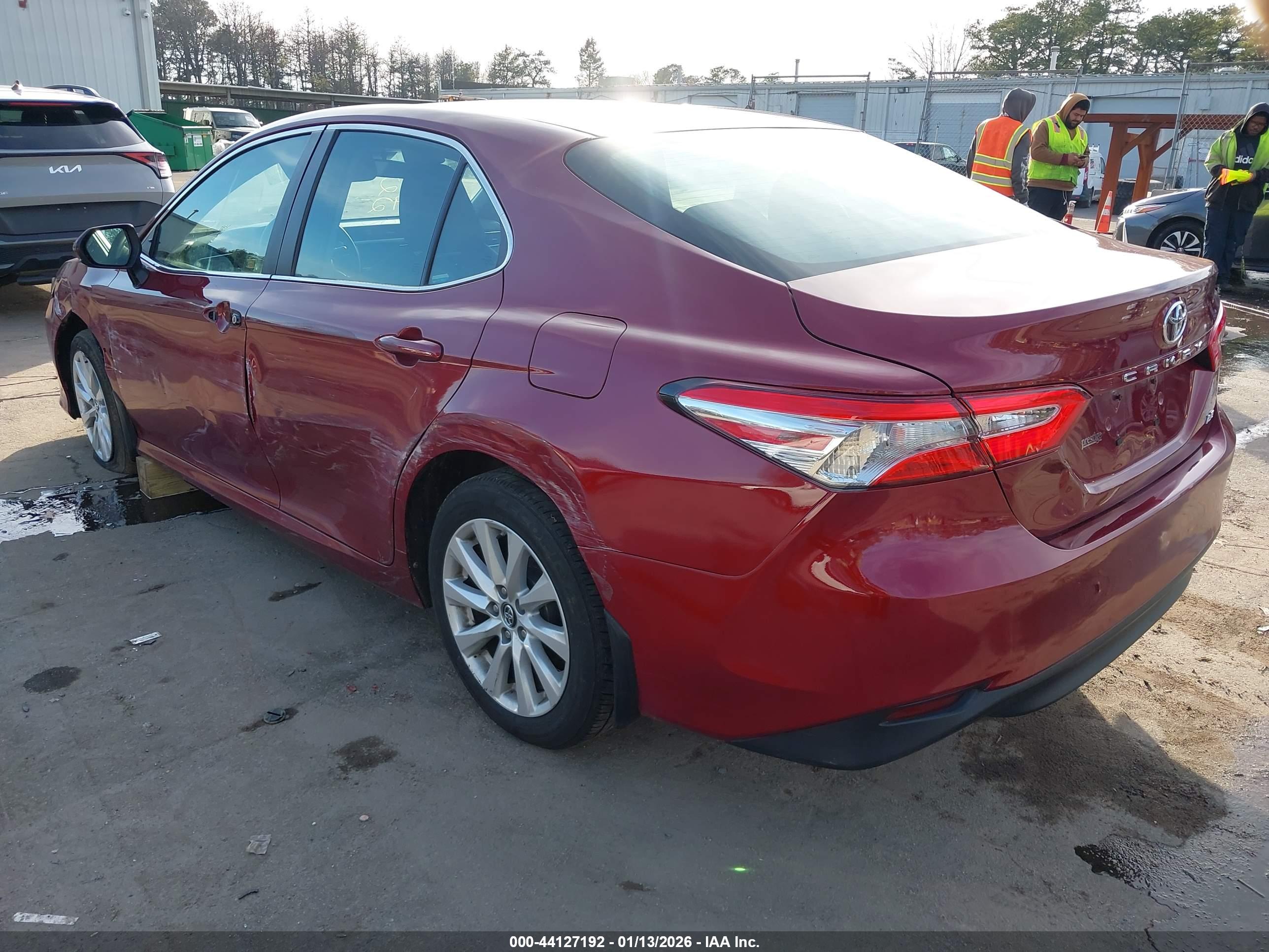 TOYOTA CAMRY image 3