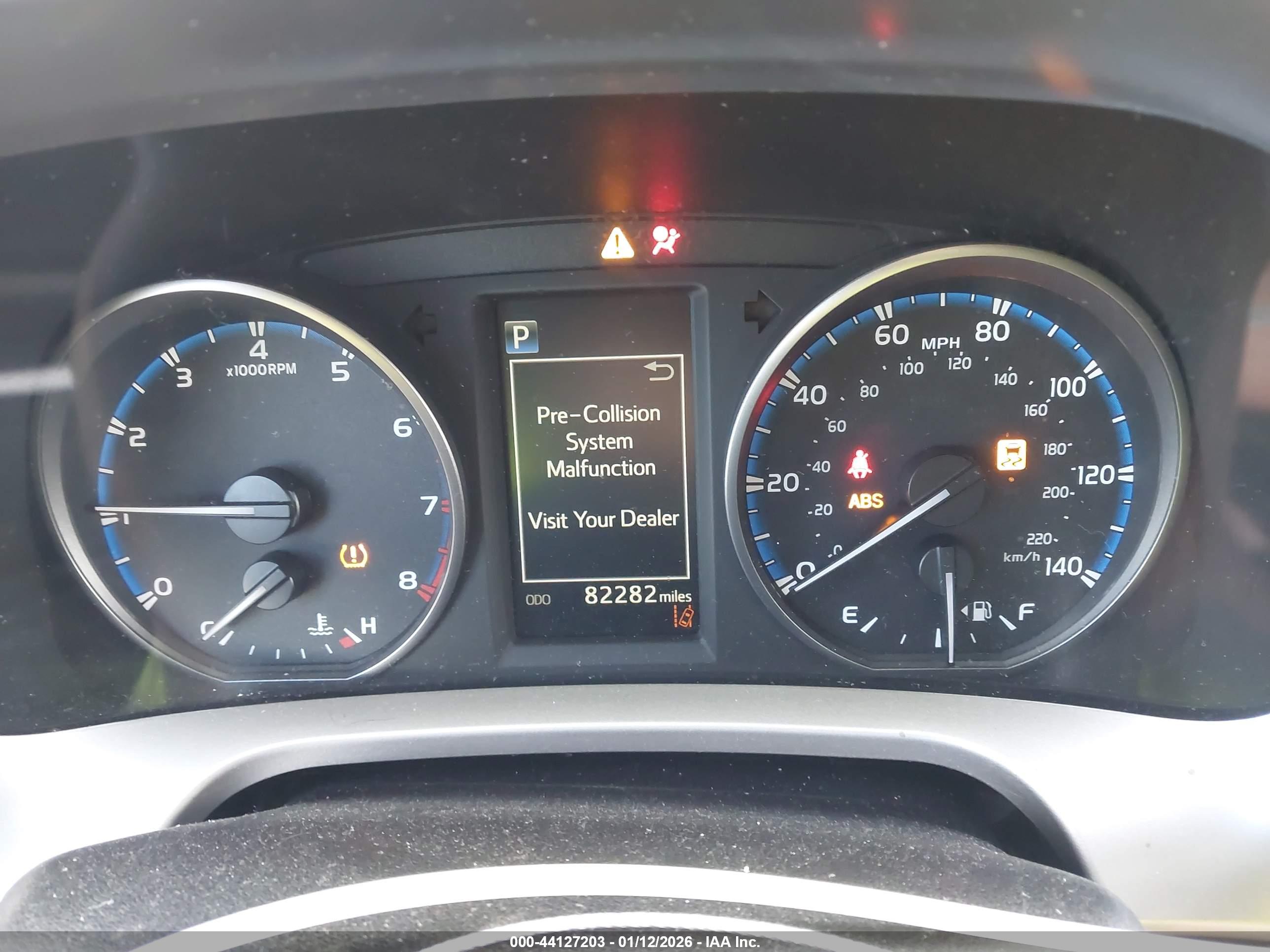 TOYOTA RAV4 image 7