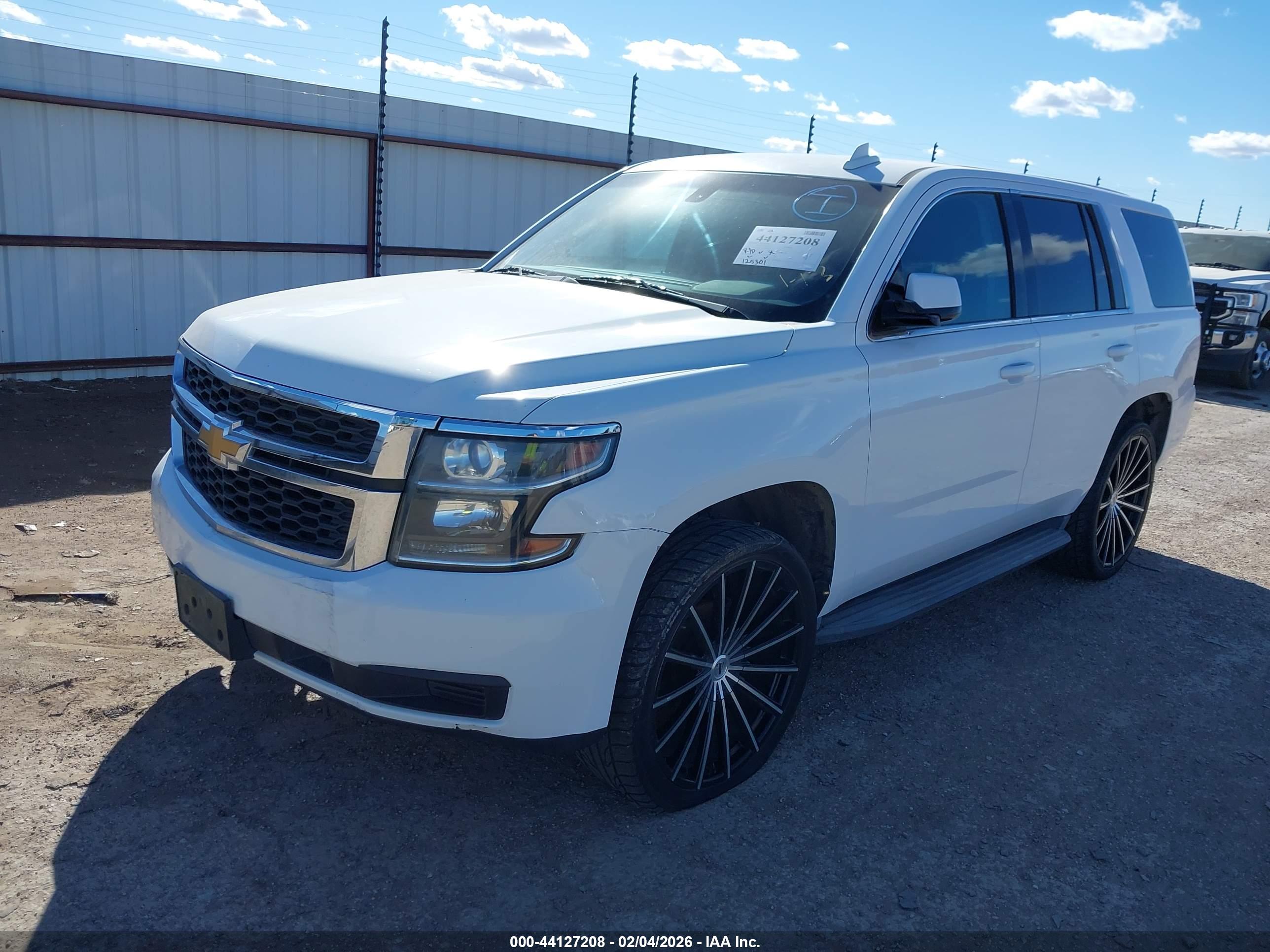 CHEVROLET TAHOE image 2
