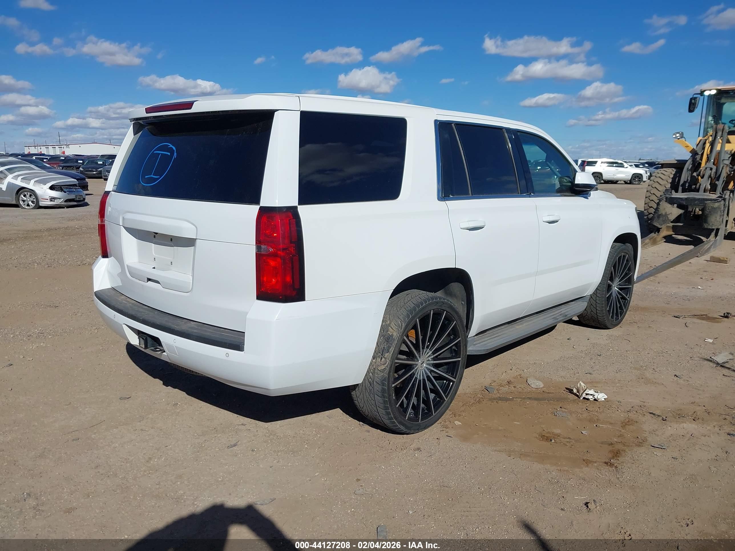 CHEVROLET TAHOE image 4