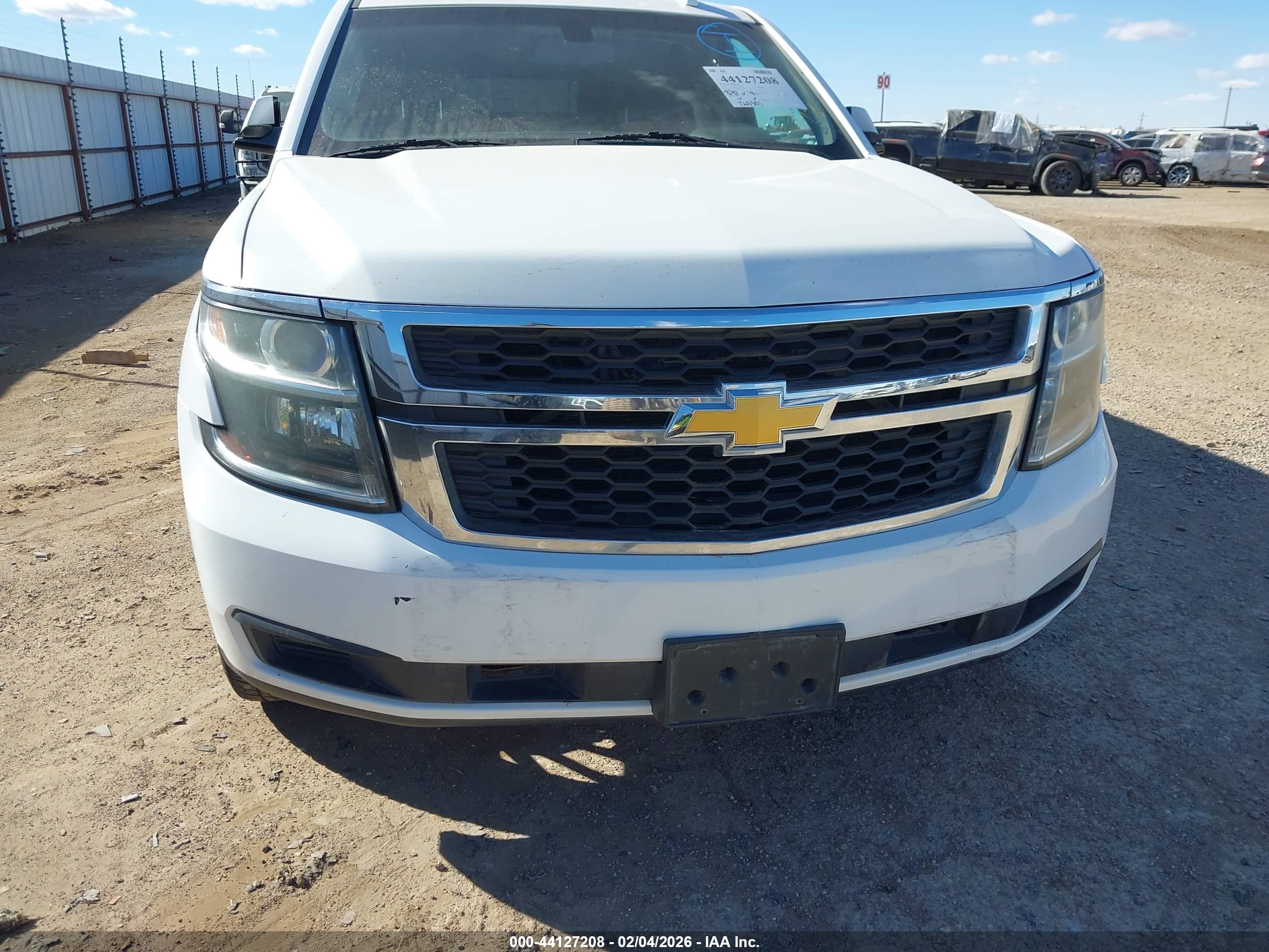 CHEVROLET TAHOE image 6