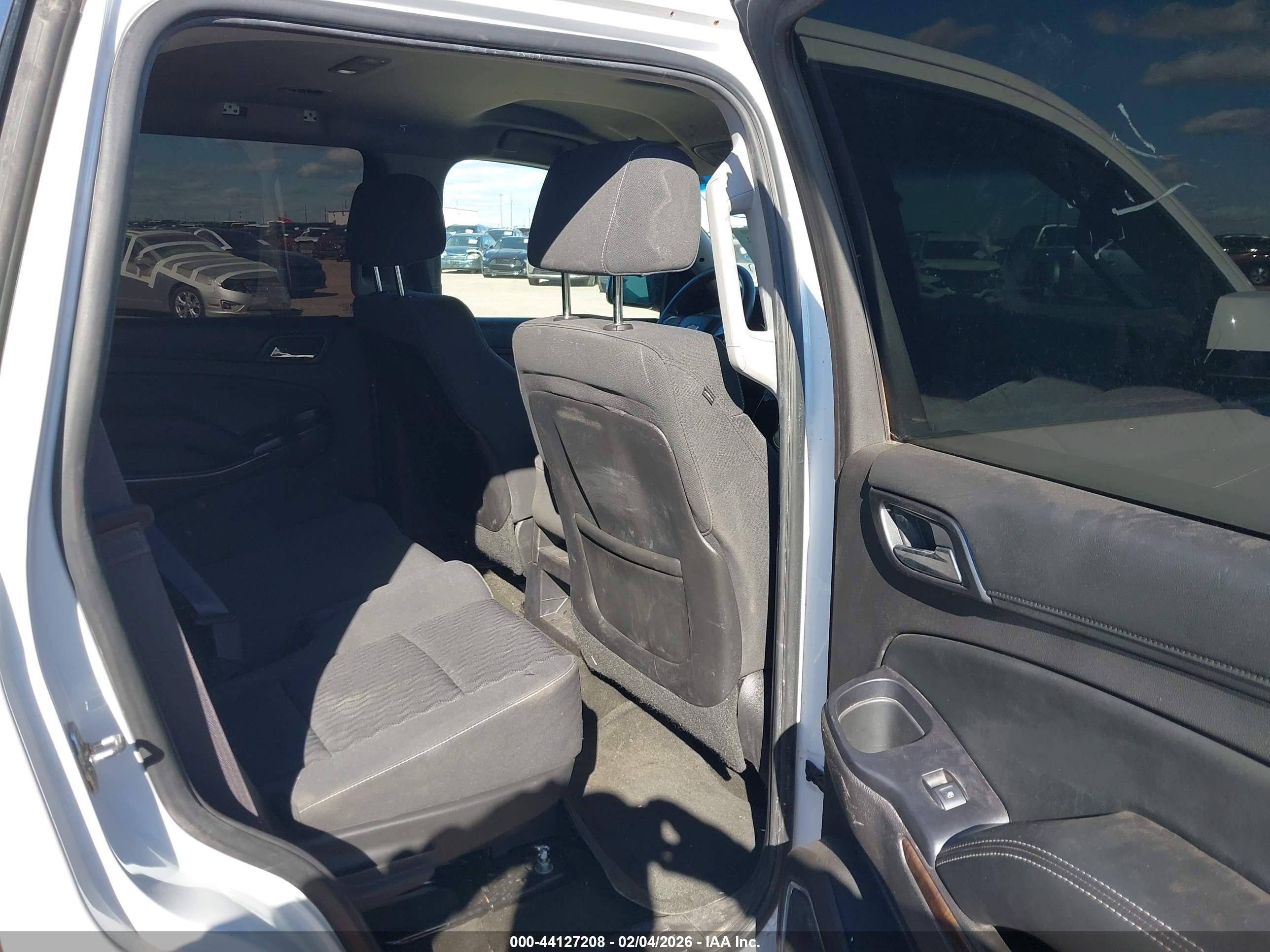 CHEVROLET TAHOE image 8