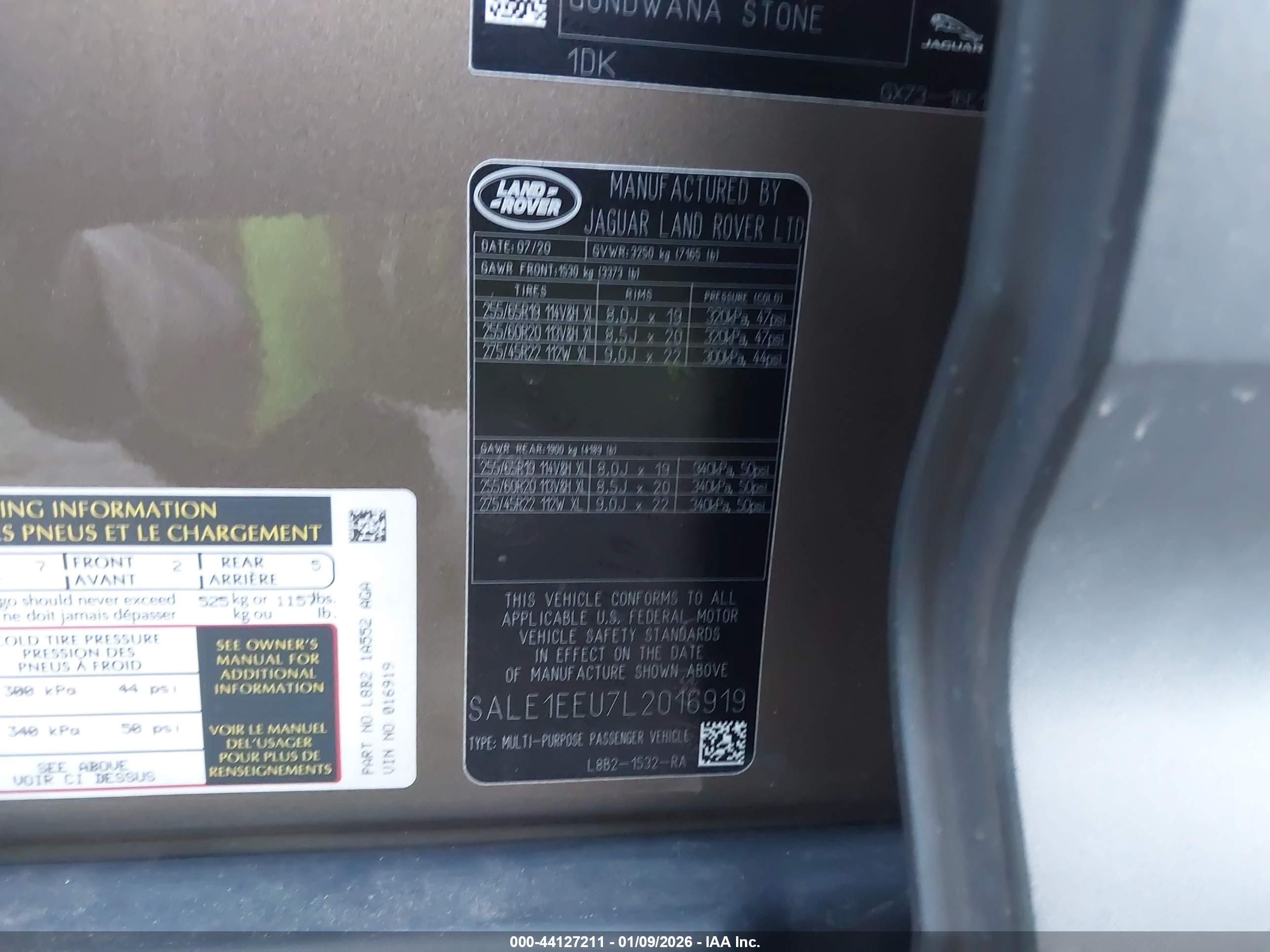 LAND ROVER image 9