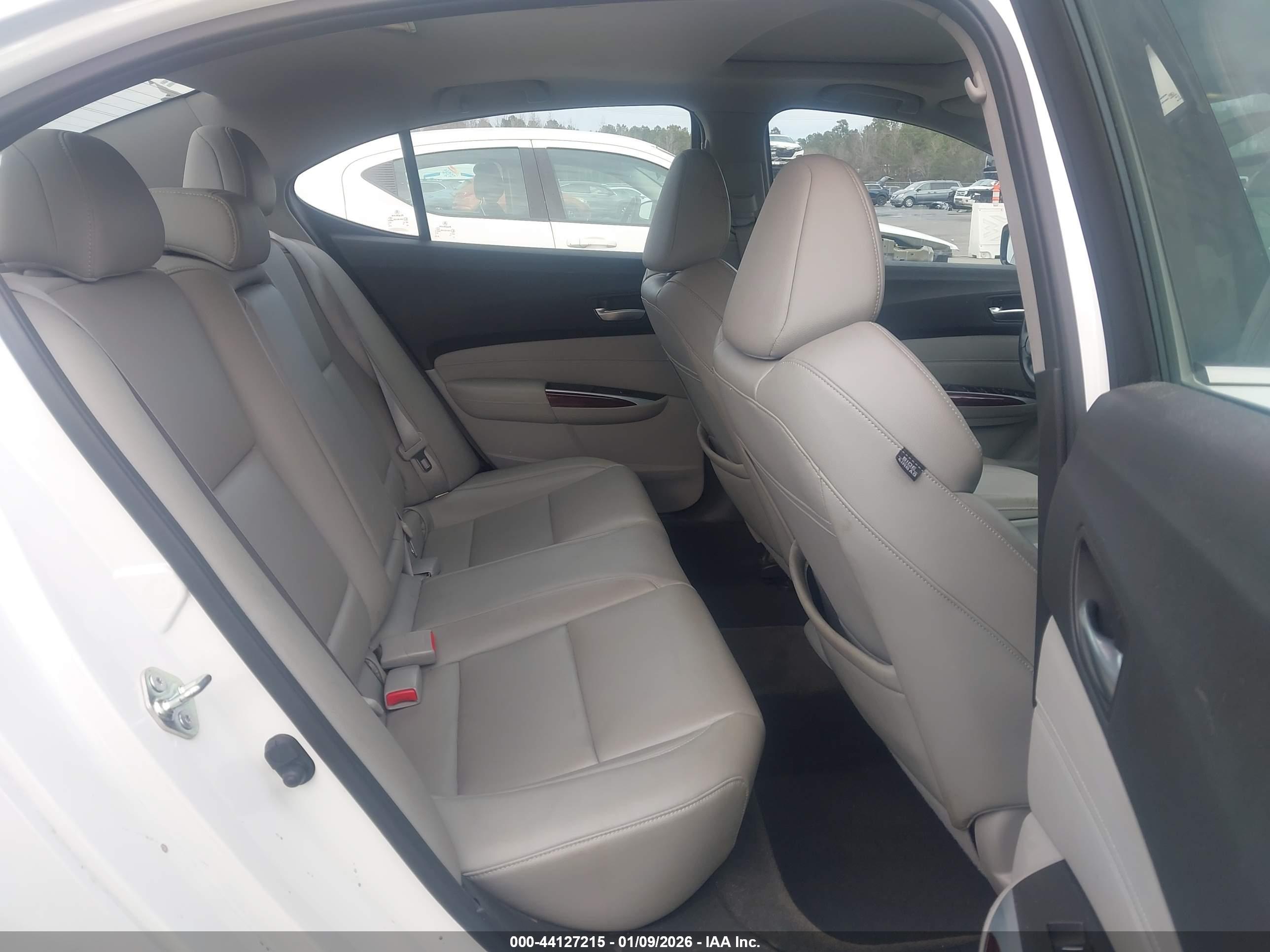 ACURA TLX image 8