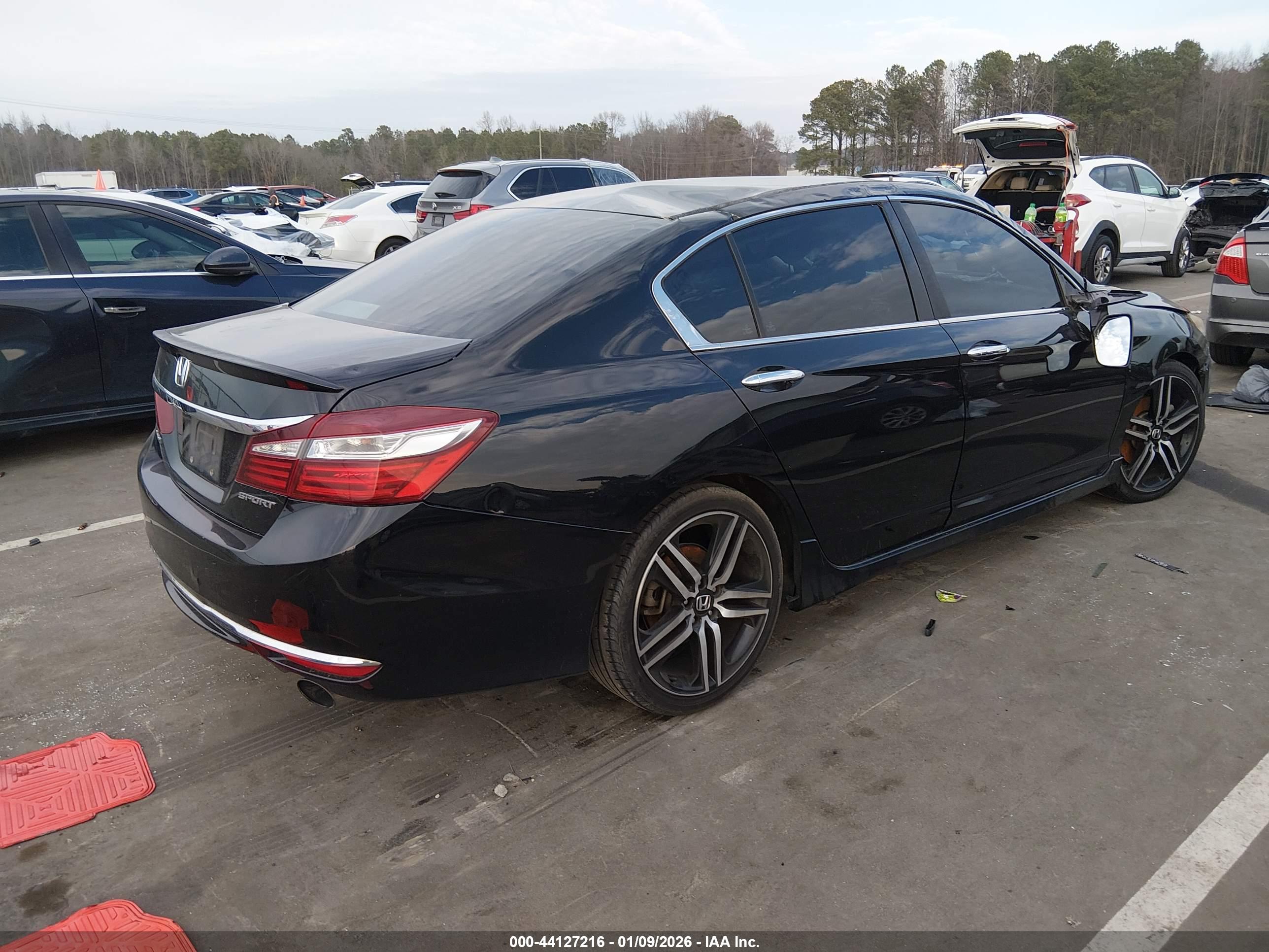 HONDA ACCORD image 4
