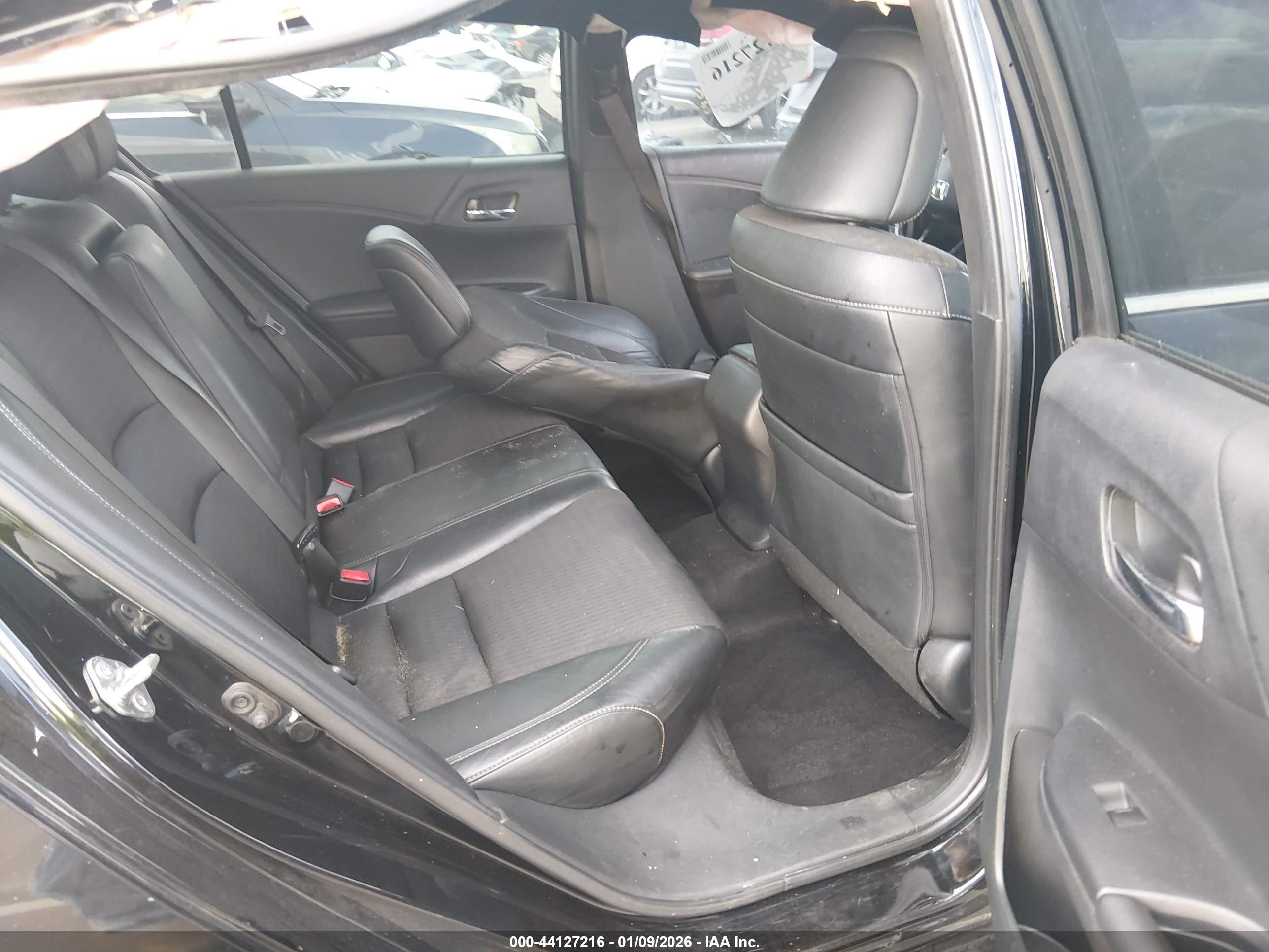 HONDA ACCORD image 8