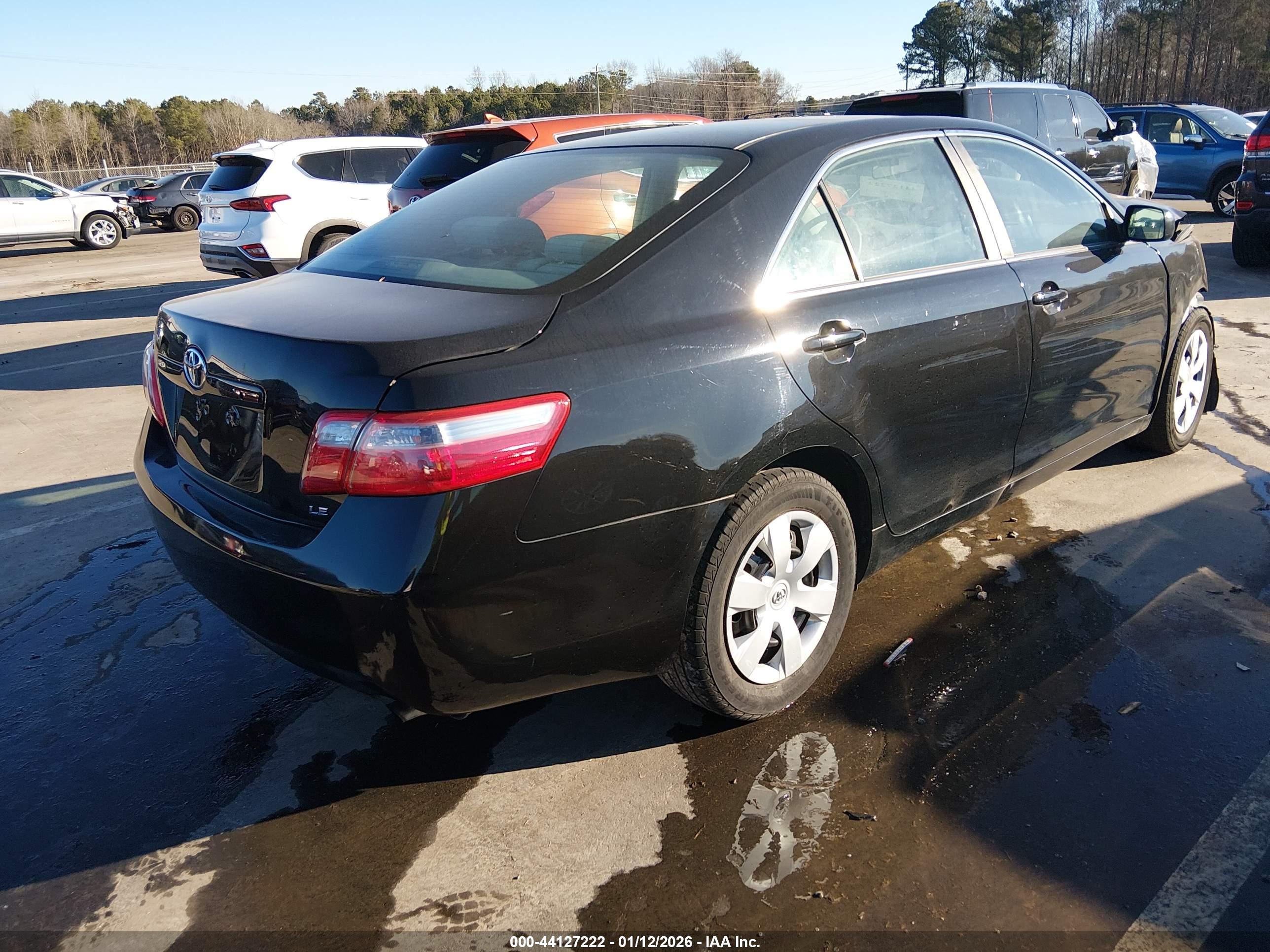 TOYOTA CAMRY image 4