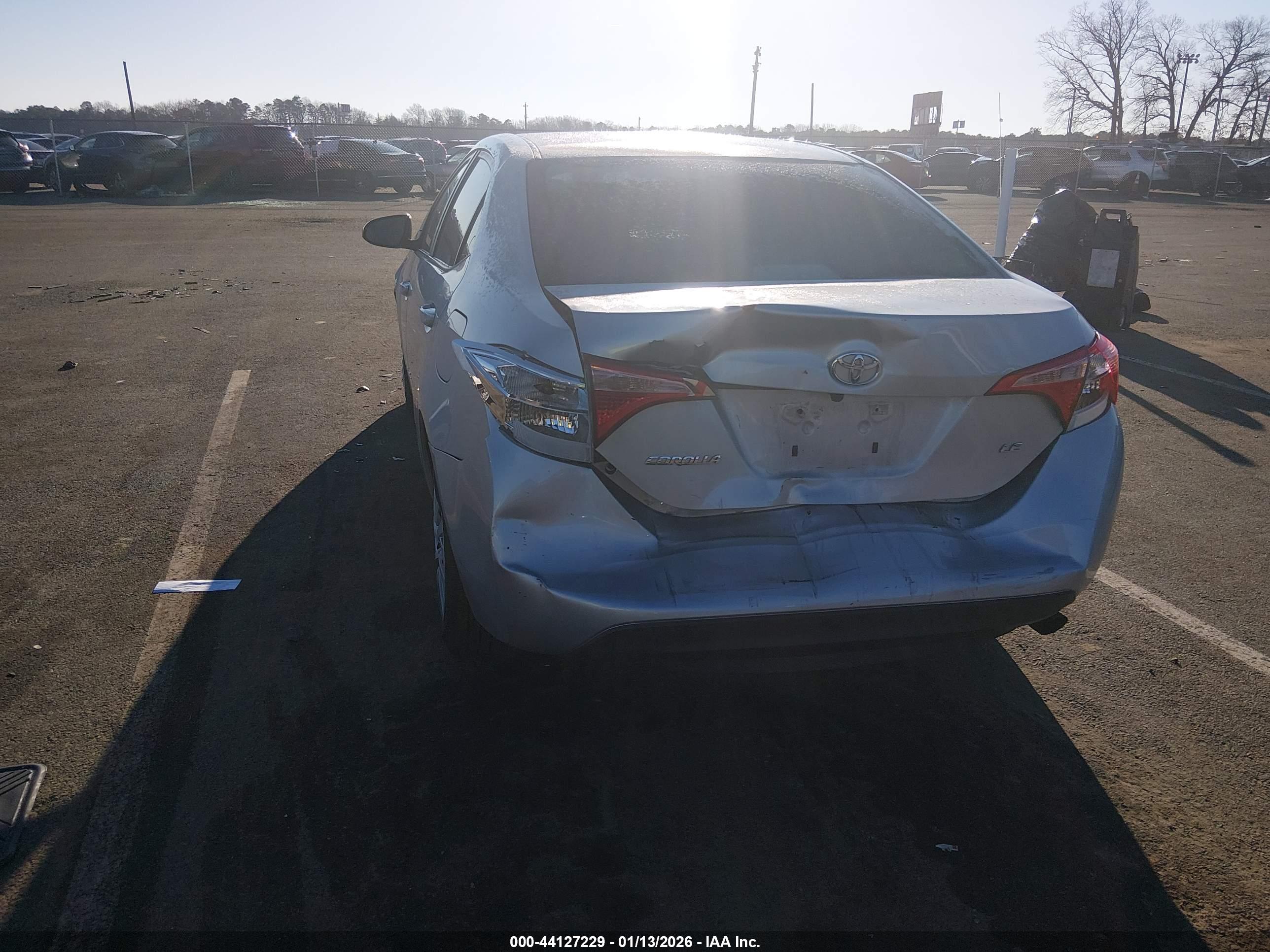 TOYOTA COROLLA image 3