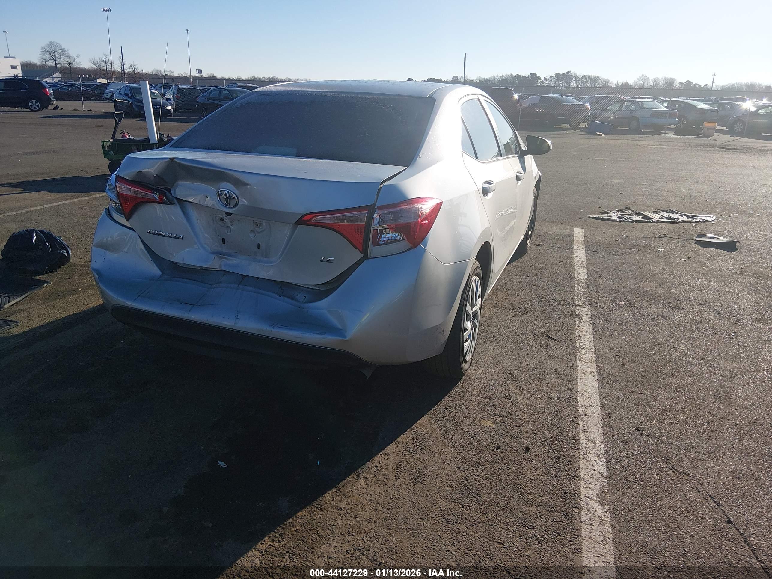 TOYOTA COROLLA image 4