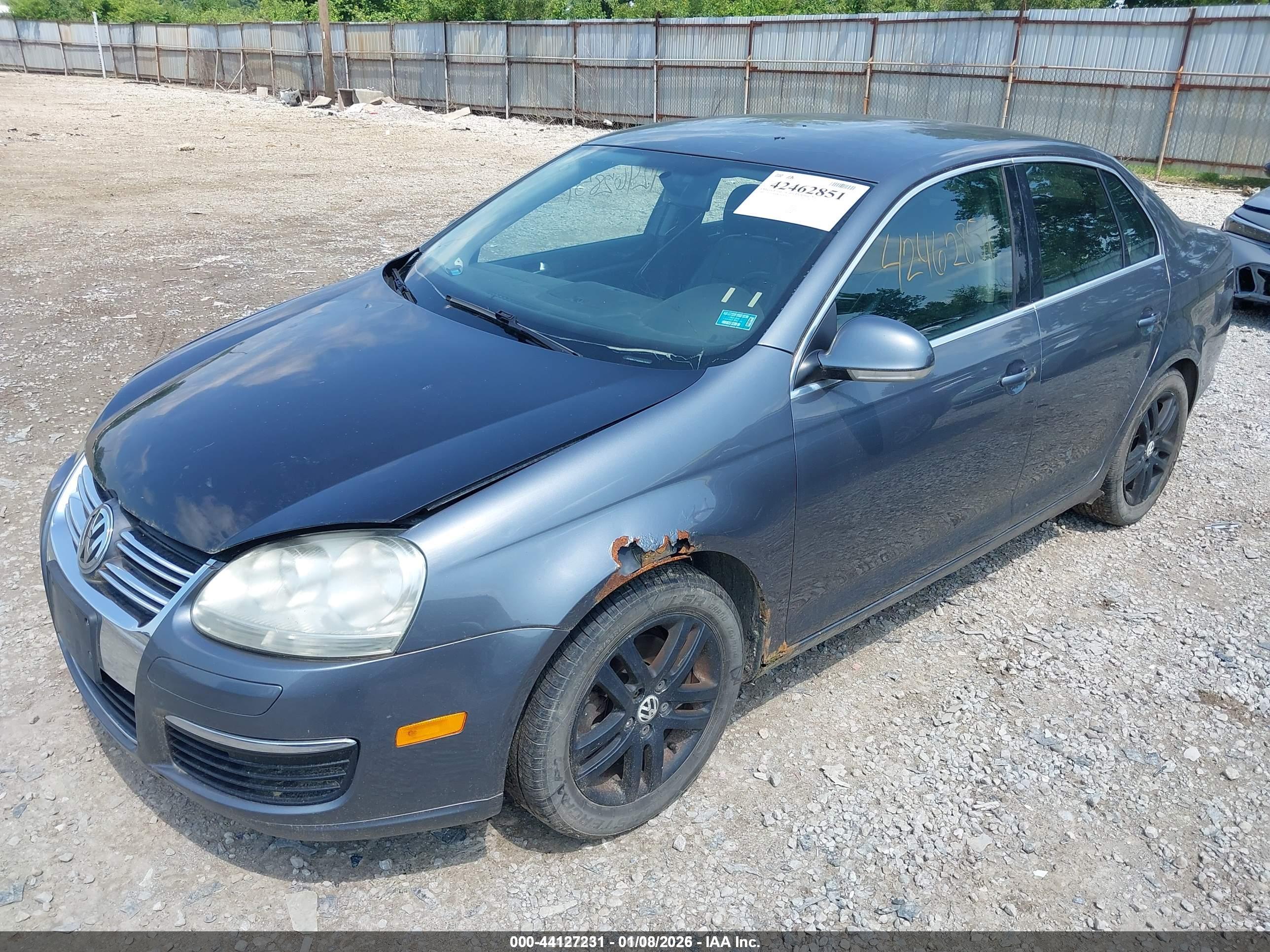 VOLKSWAGEN JETTA image 6