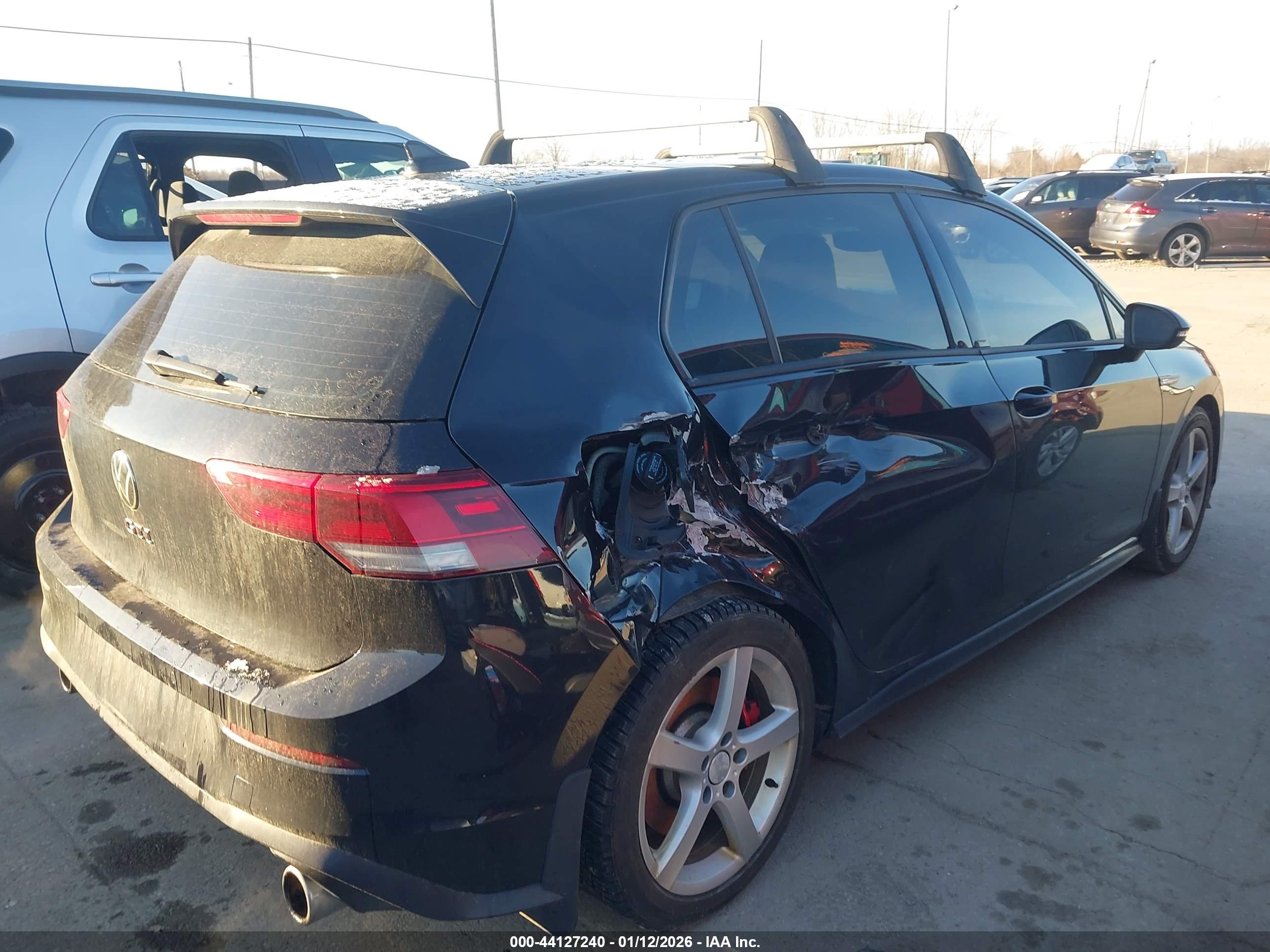 VOLKSWAGEN GOLF image 6
