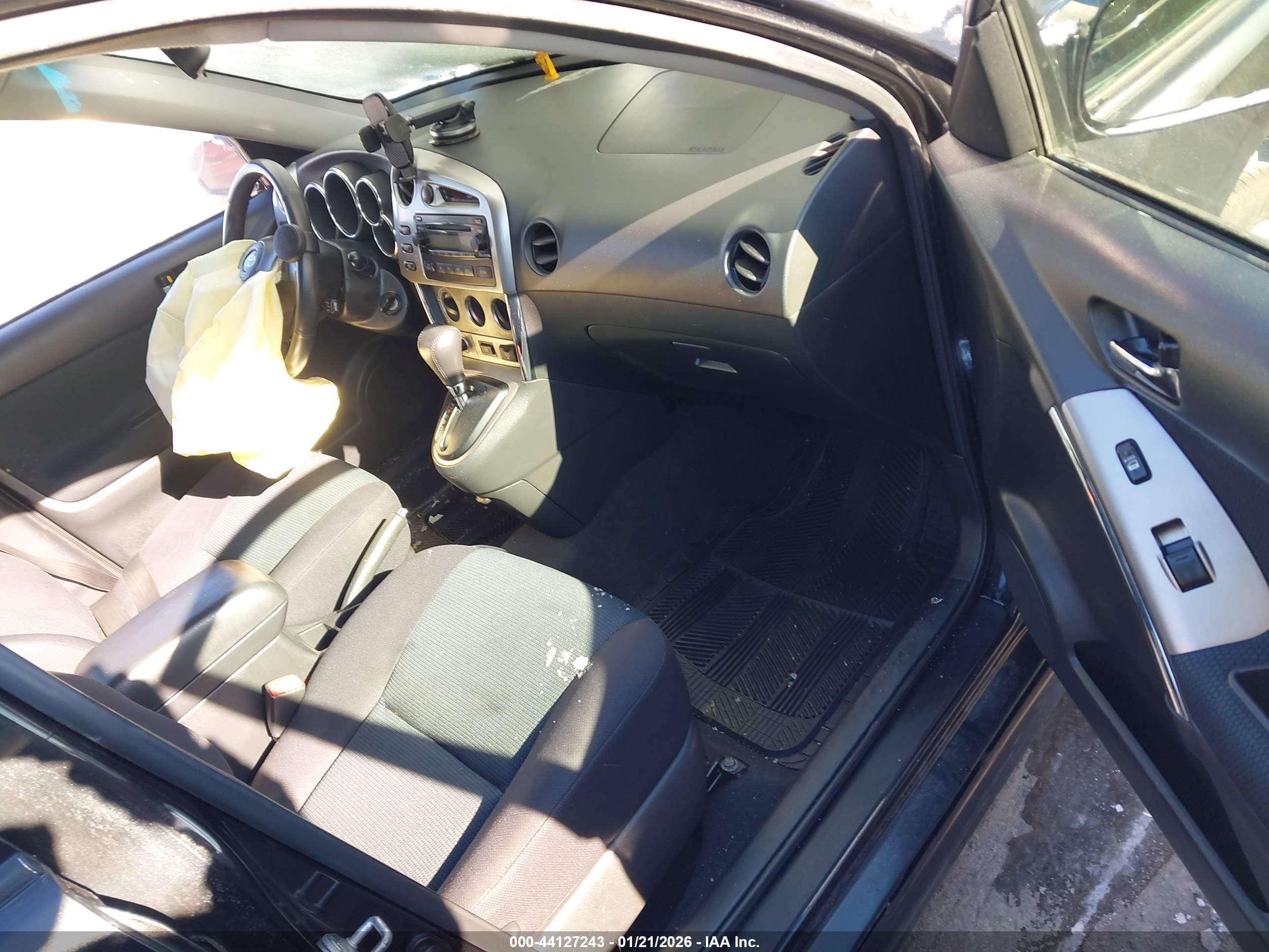TOYOTA MATRIX image 5