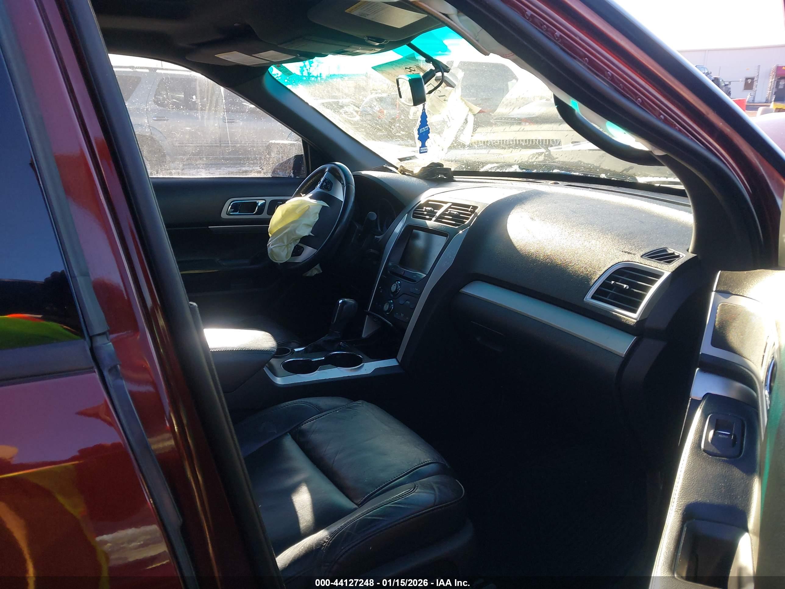 FORD EXPLORER image 5