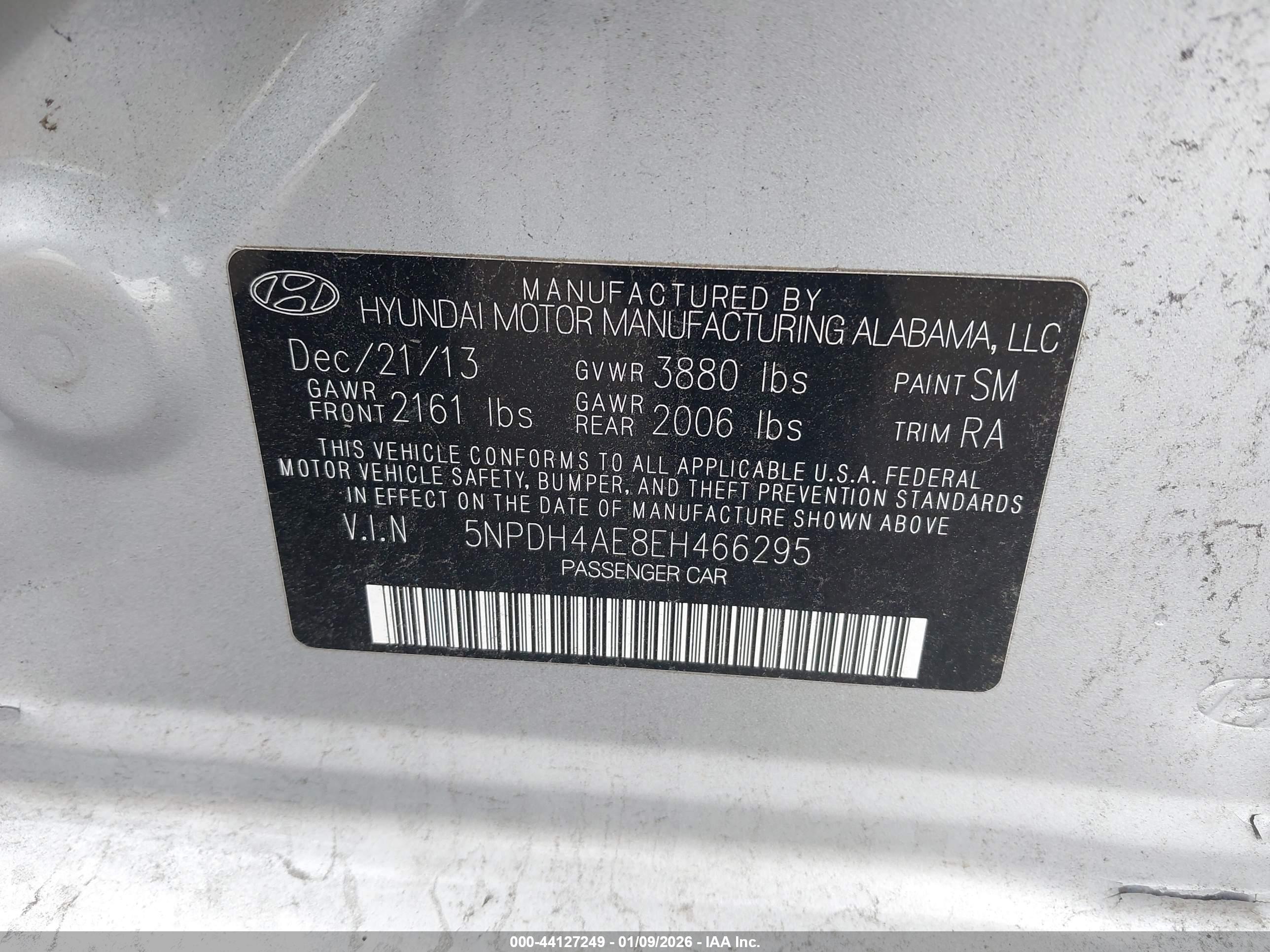 HYUNDAI ELANTRA image 9