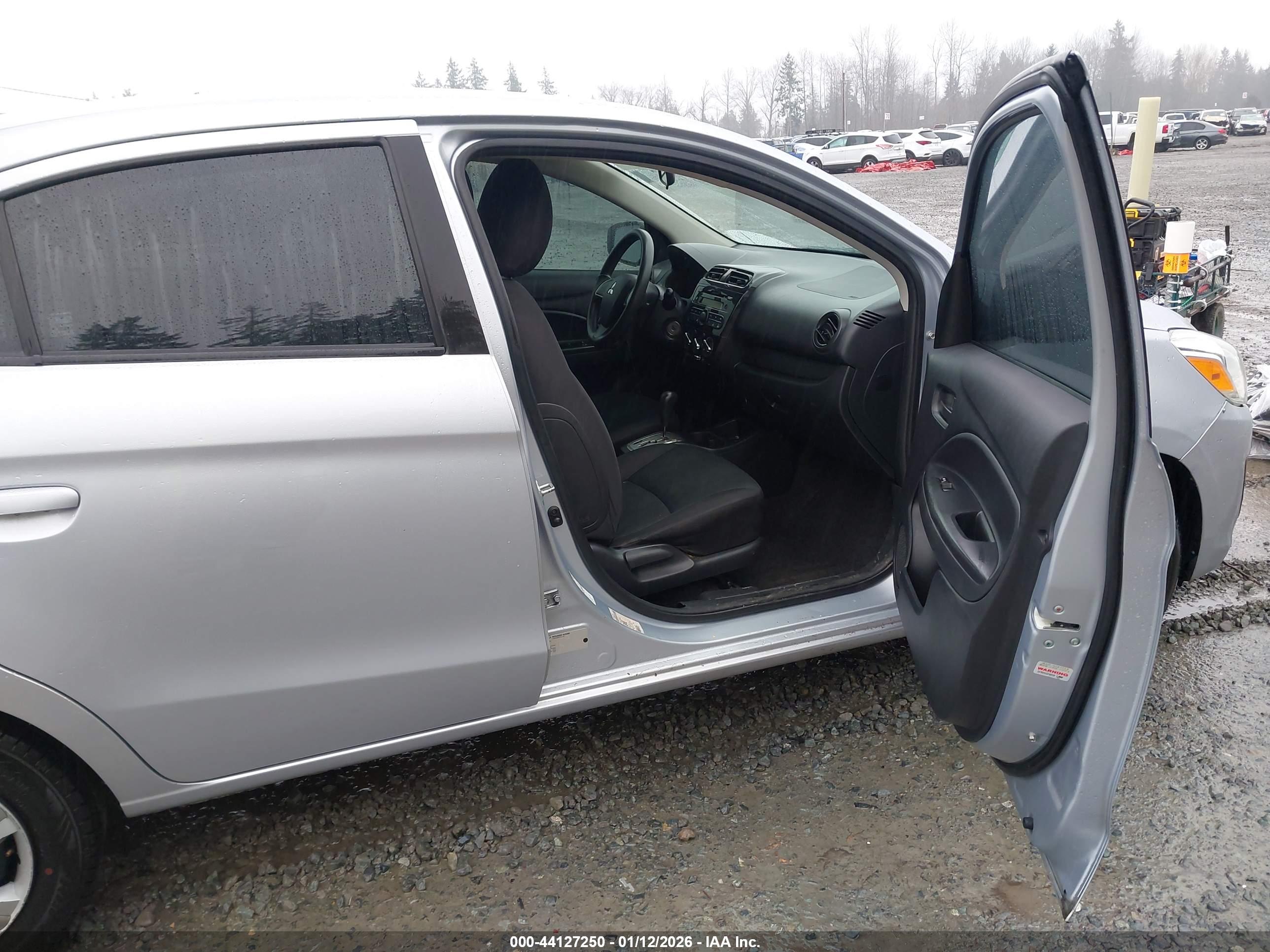 MITSUBISHI MIRAGE image 5