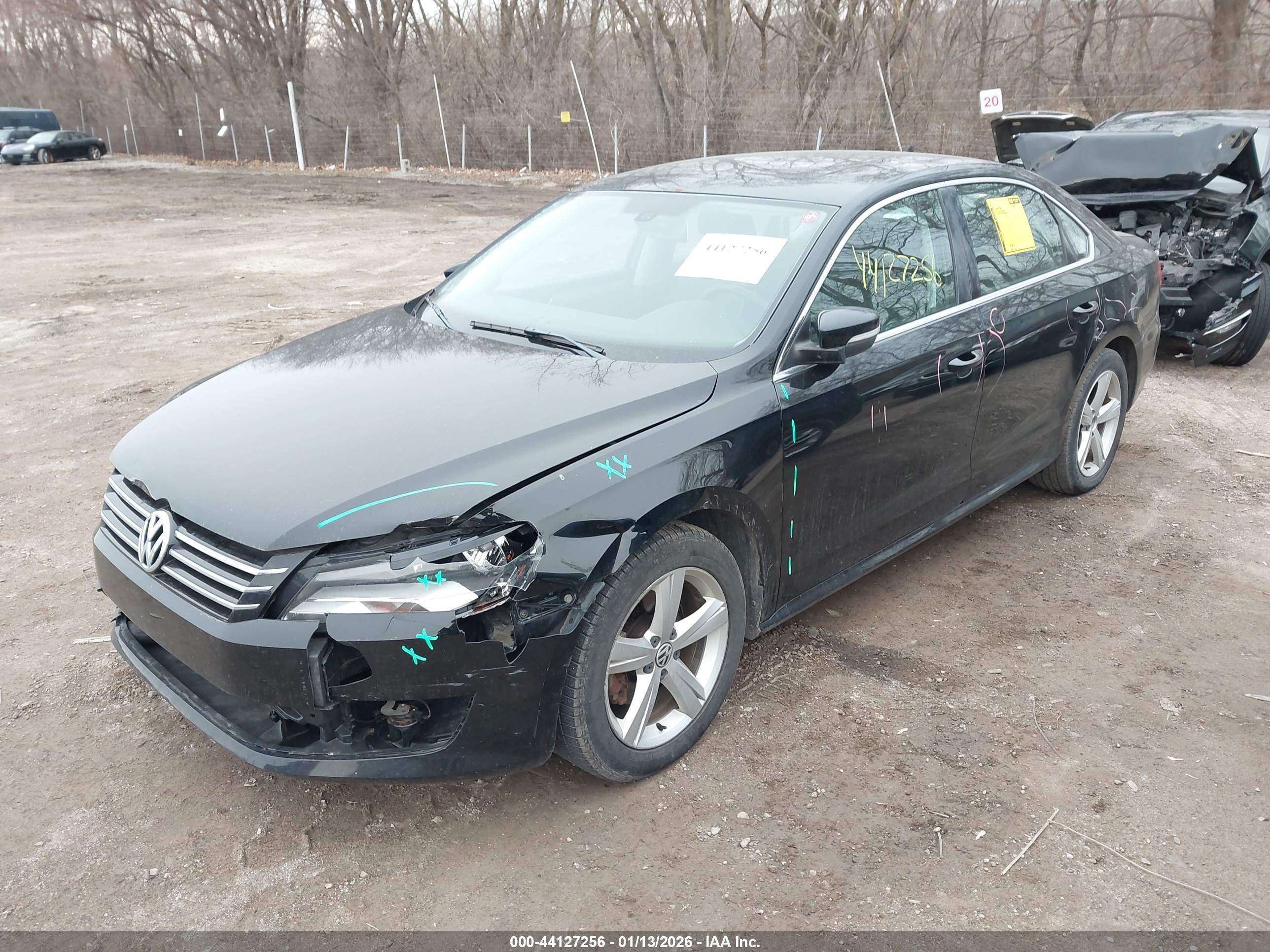 VOLKSWAGEN PASSAT image 2