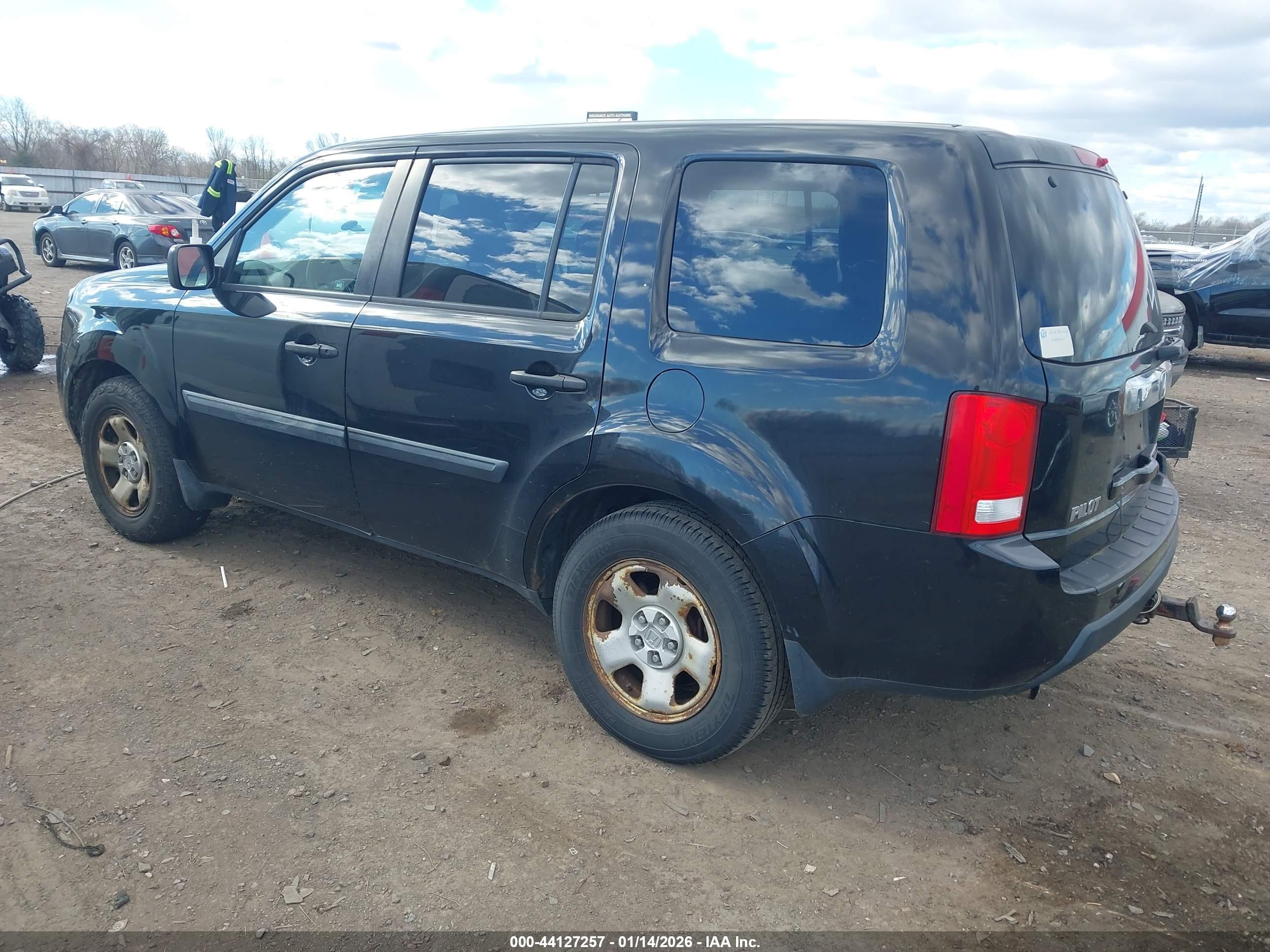 HONDA PILOT image 3