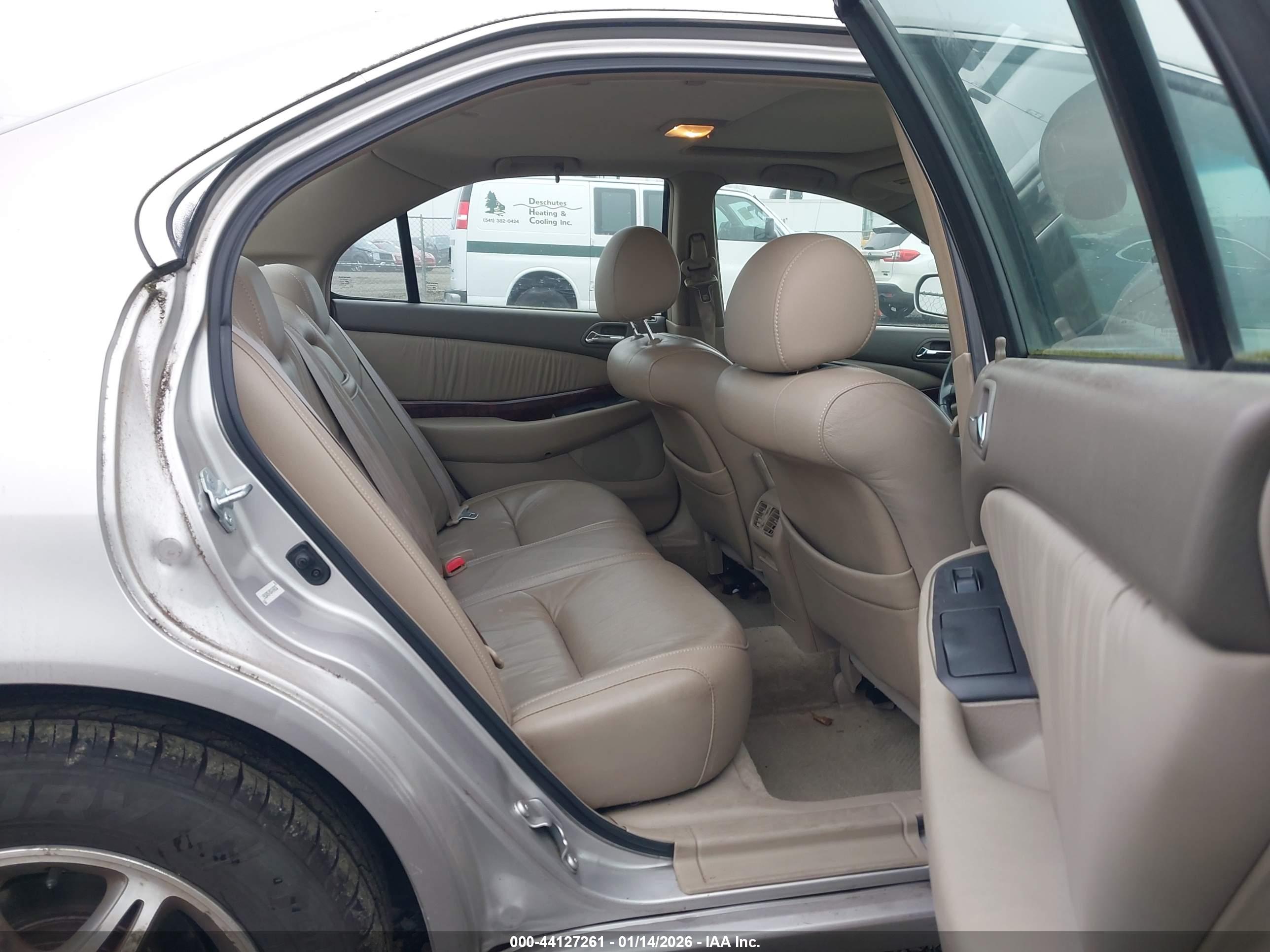 ACURA 3.2TL image 8