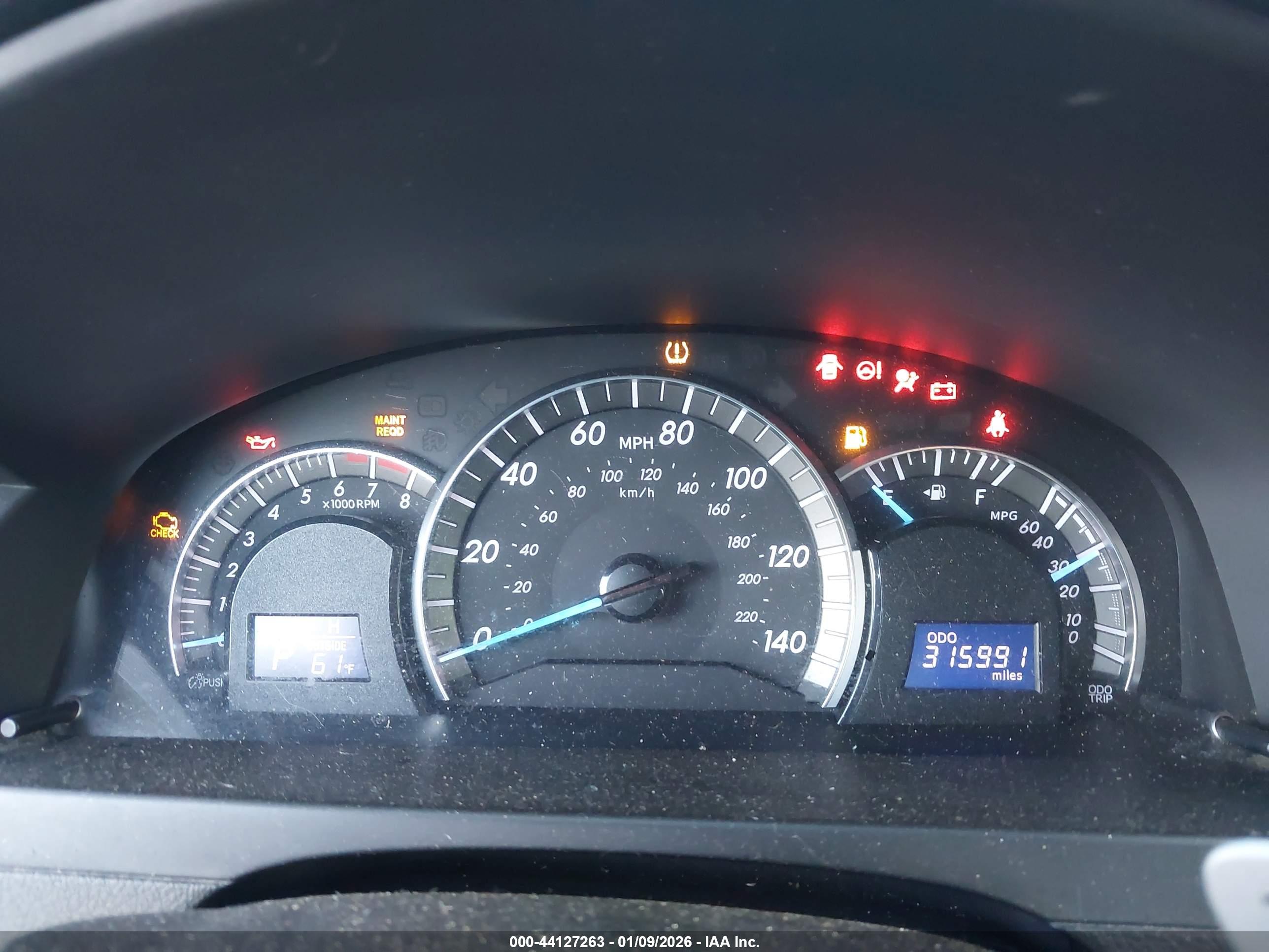 TOYOTA CAMRY image 7