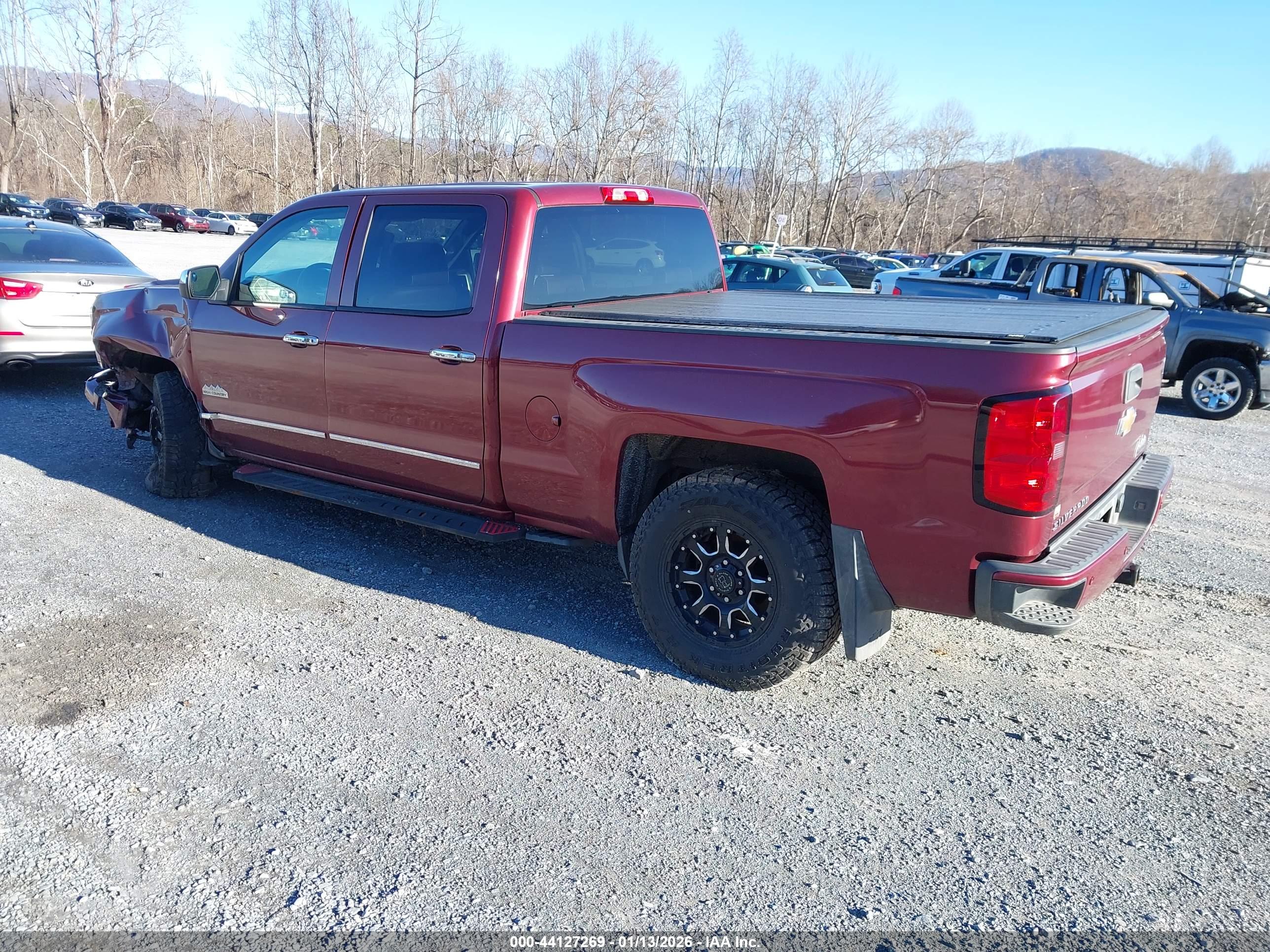 CHEVROLET SILVERADO image 3