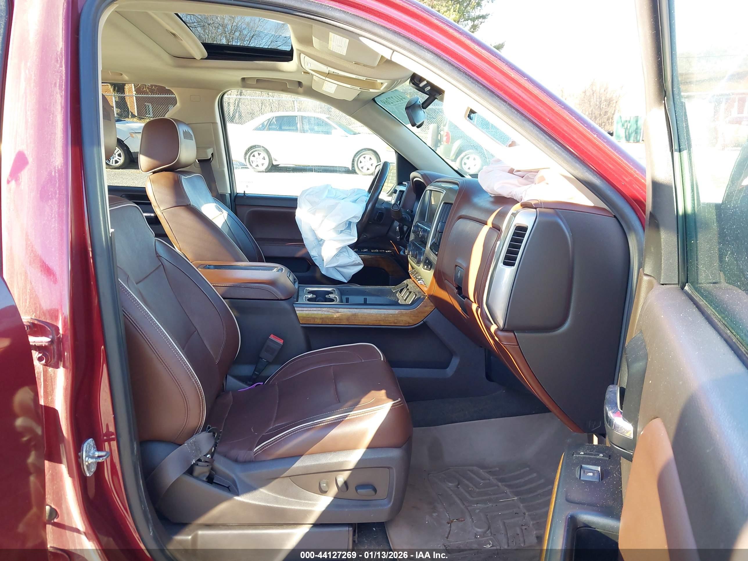 CHEVROLET SILVERADO image 5