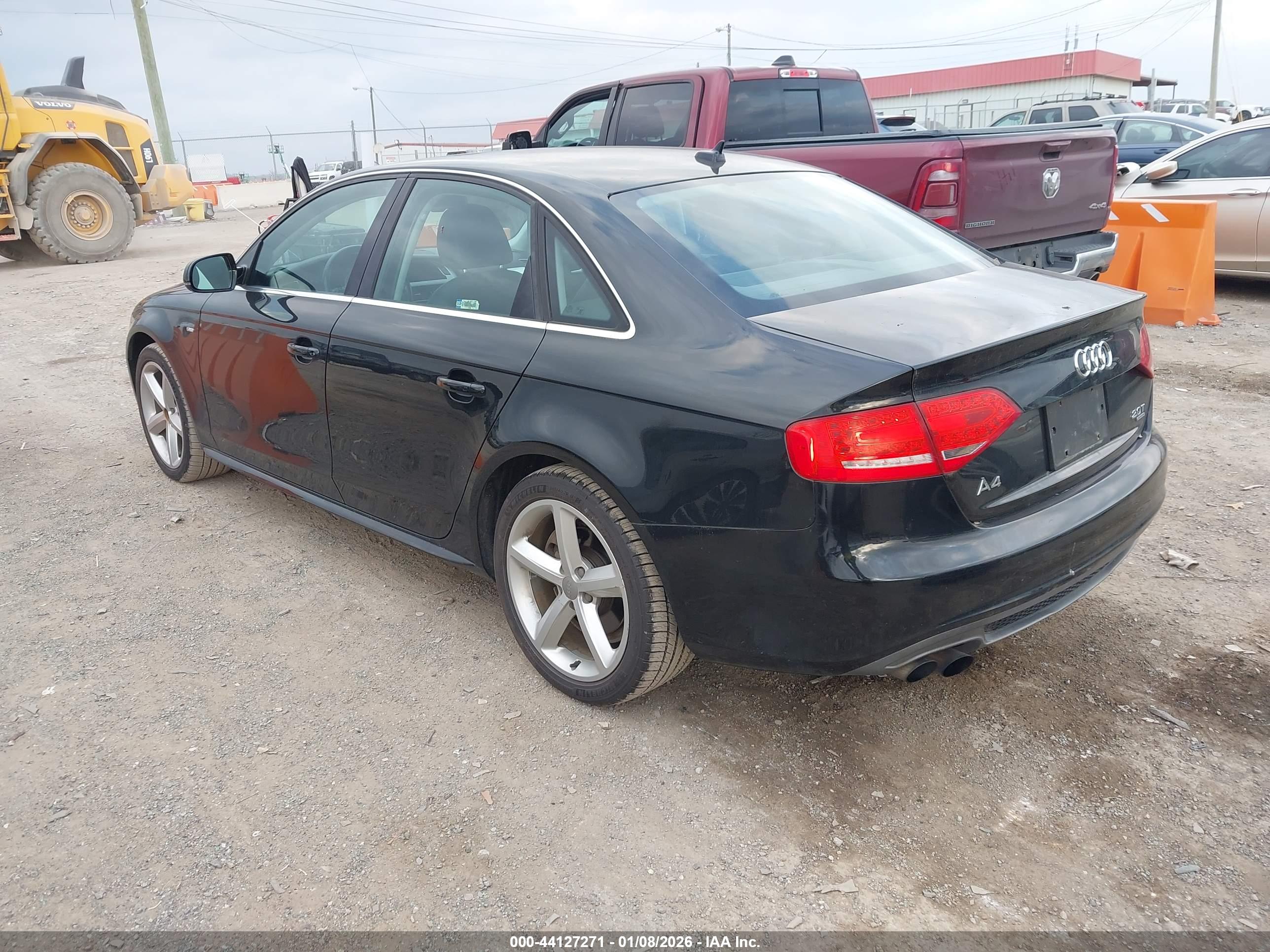 AUDI A4 image 3