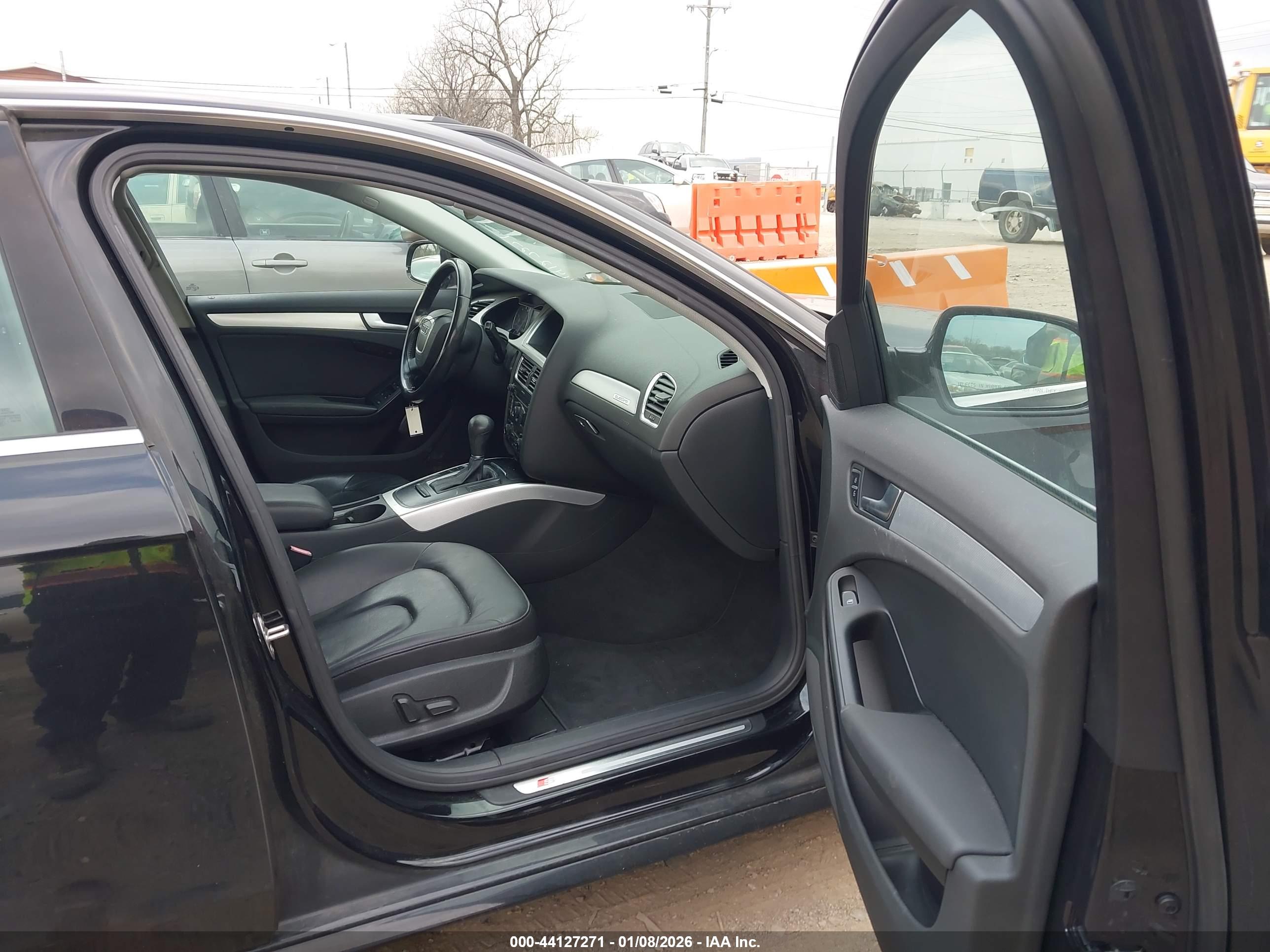 AUDI A4 image 5