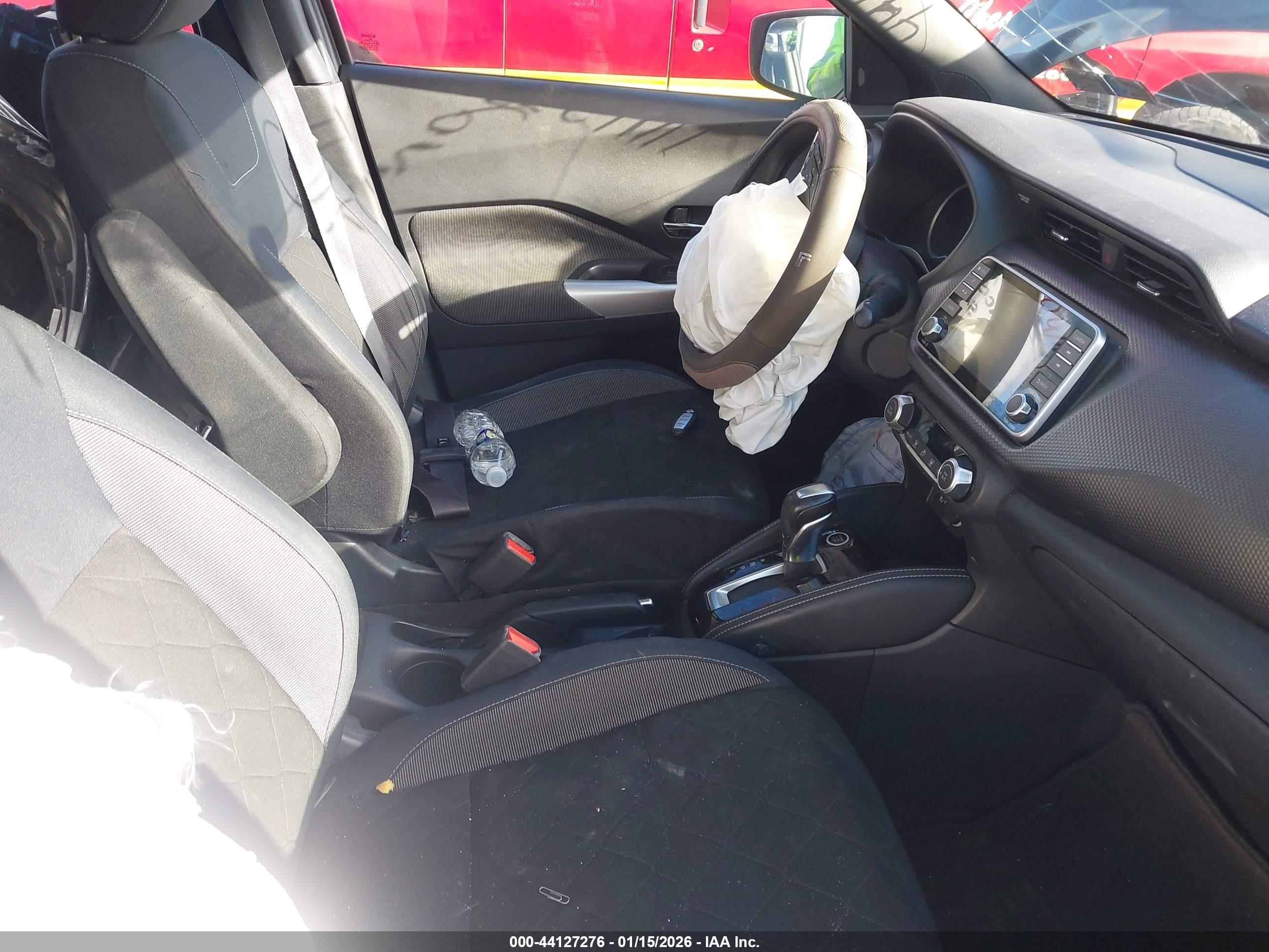 NISSAN KICKS image 5