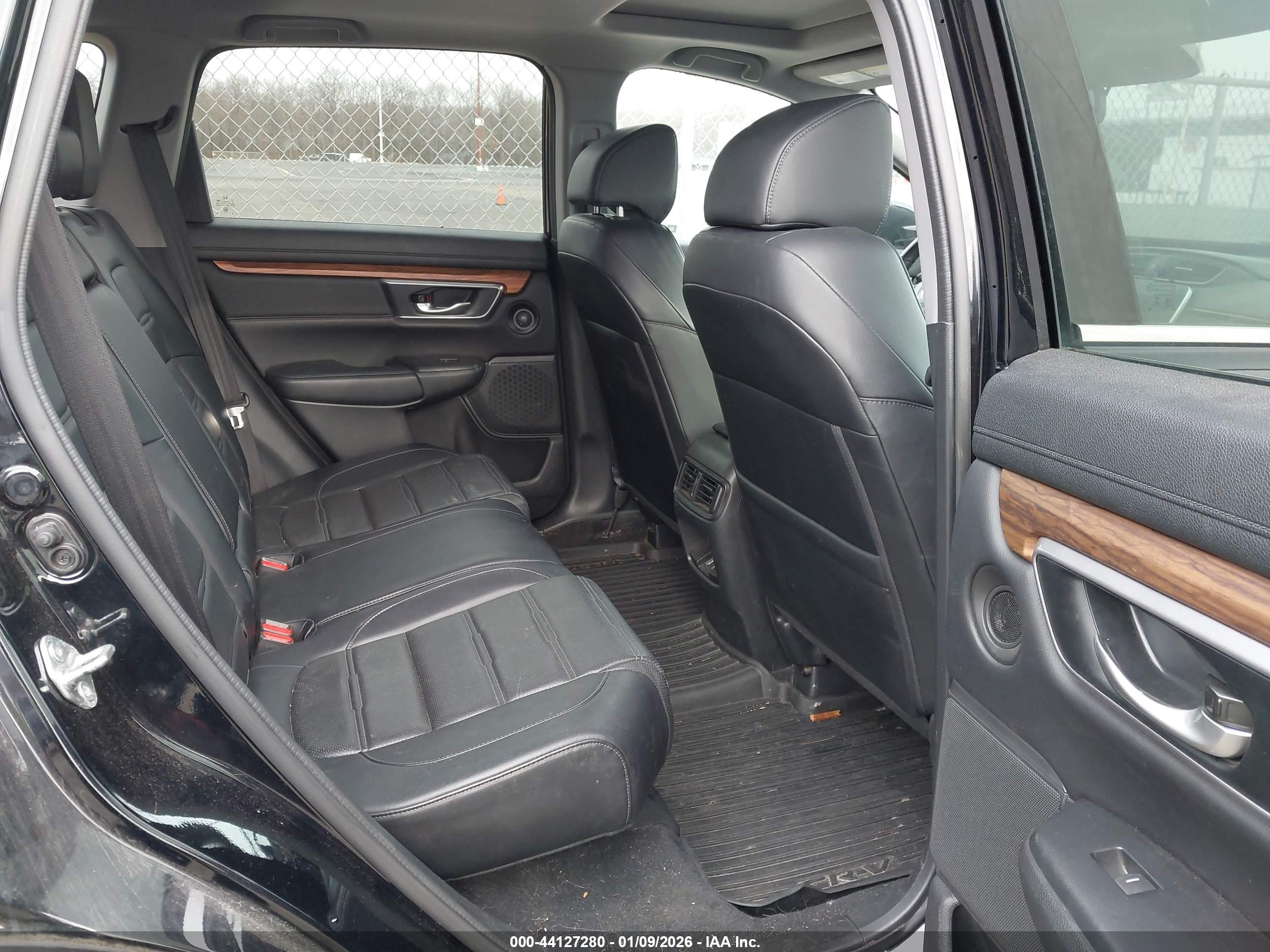 HONDA CR-V image 8