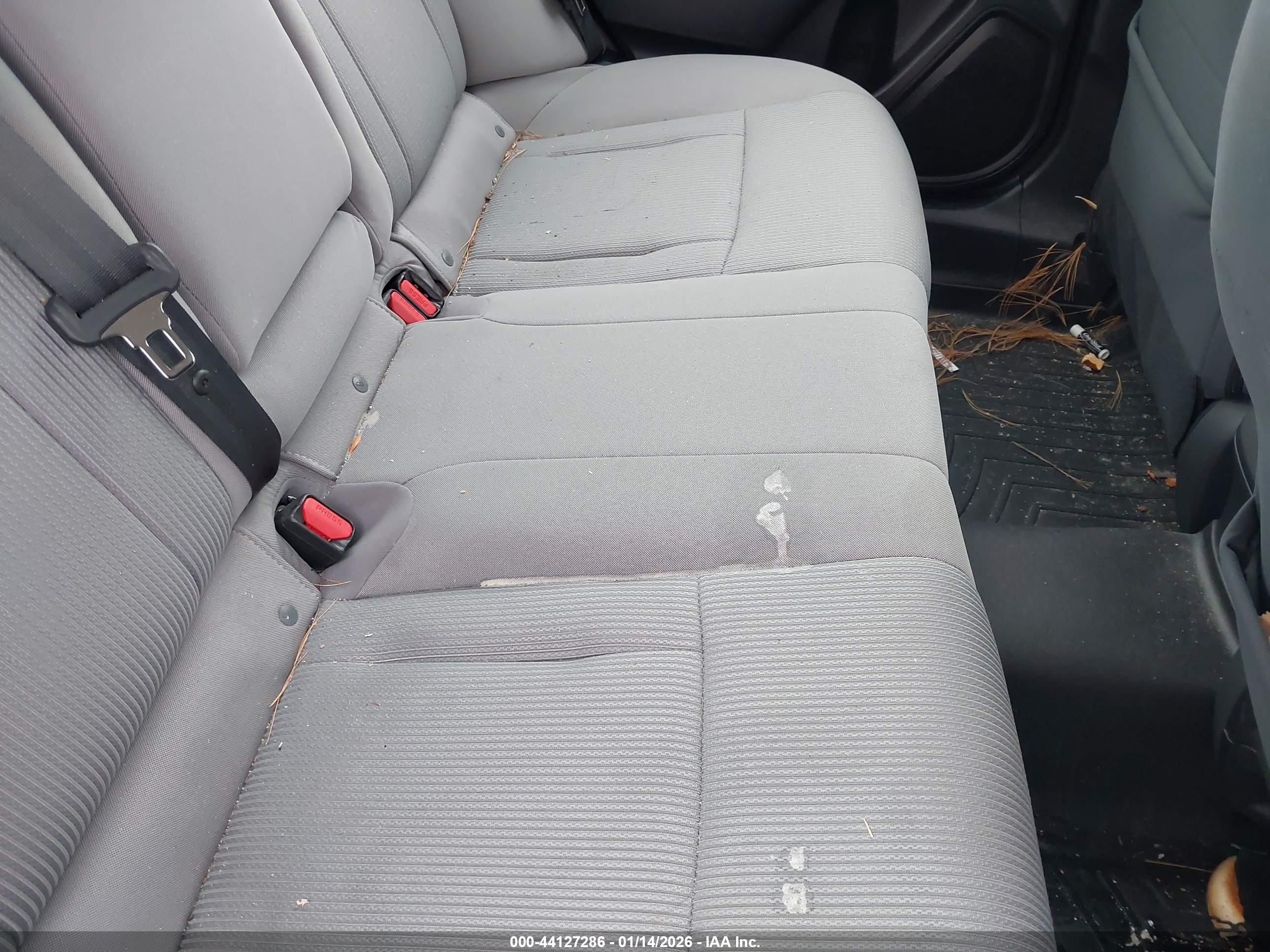 SUBARU LEGACY image 8