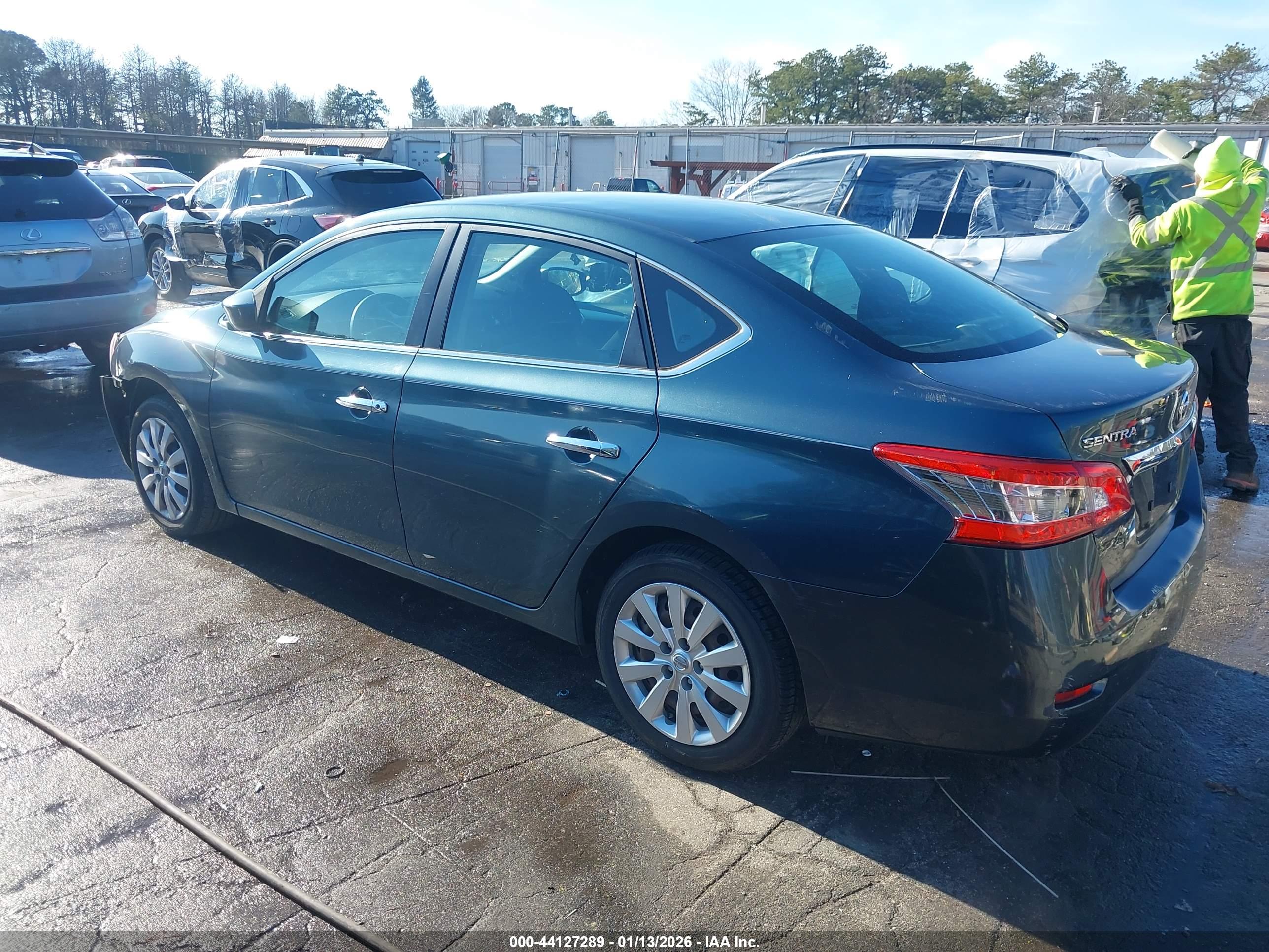 NISSAN SENTRA image 3