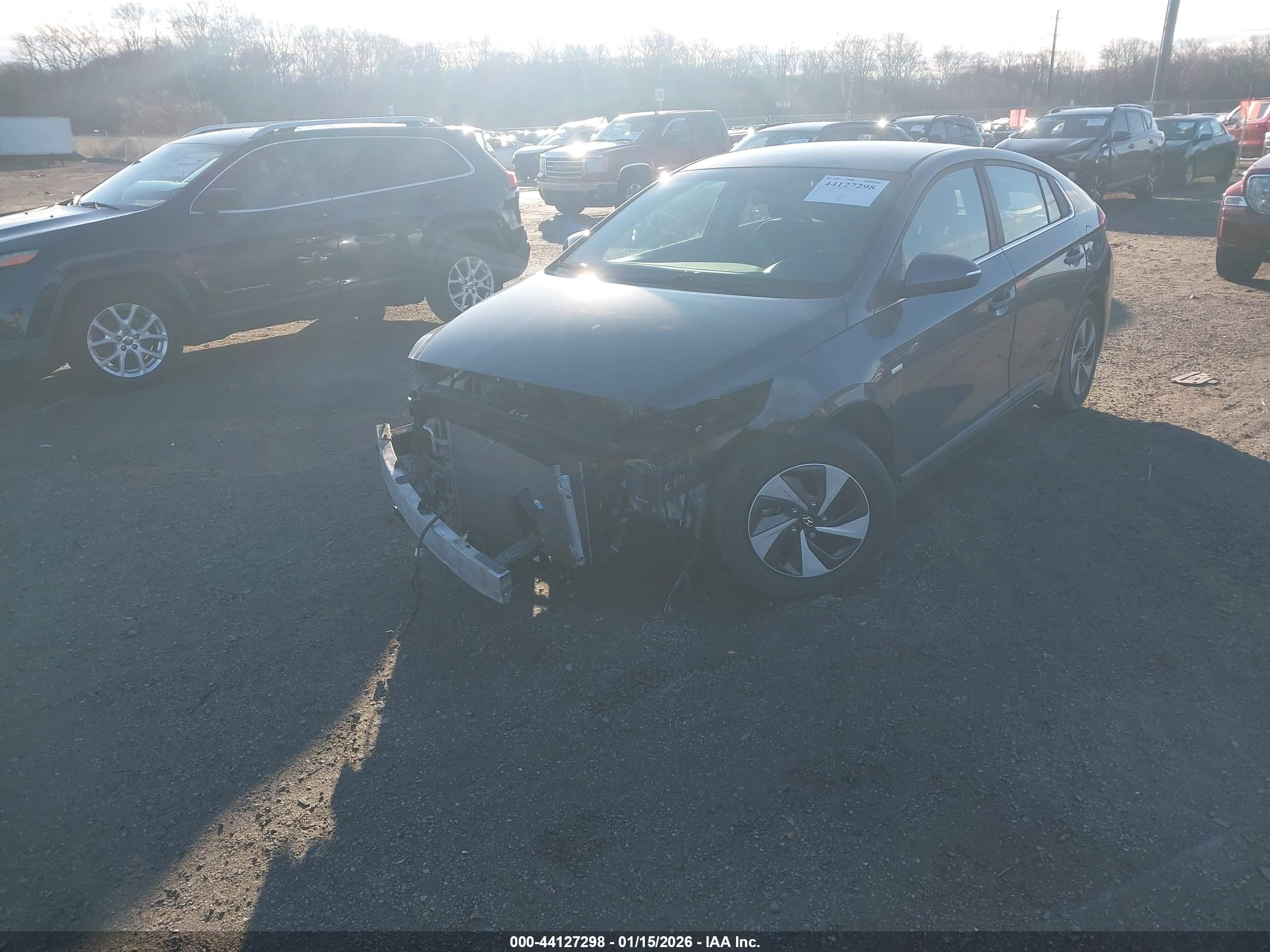HYUNDAI IONIQ image 2