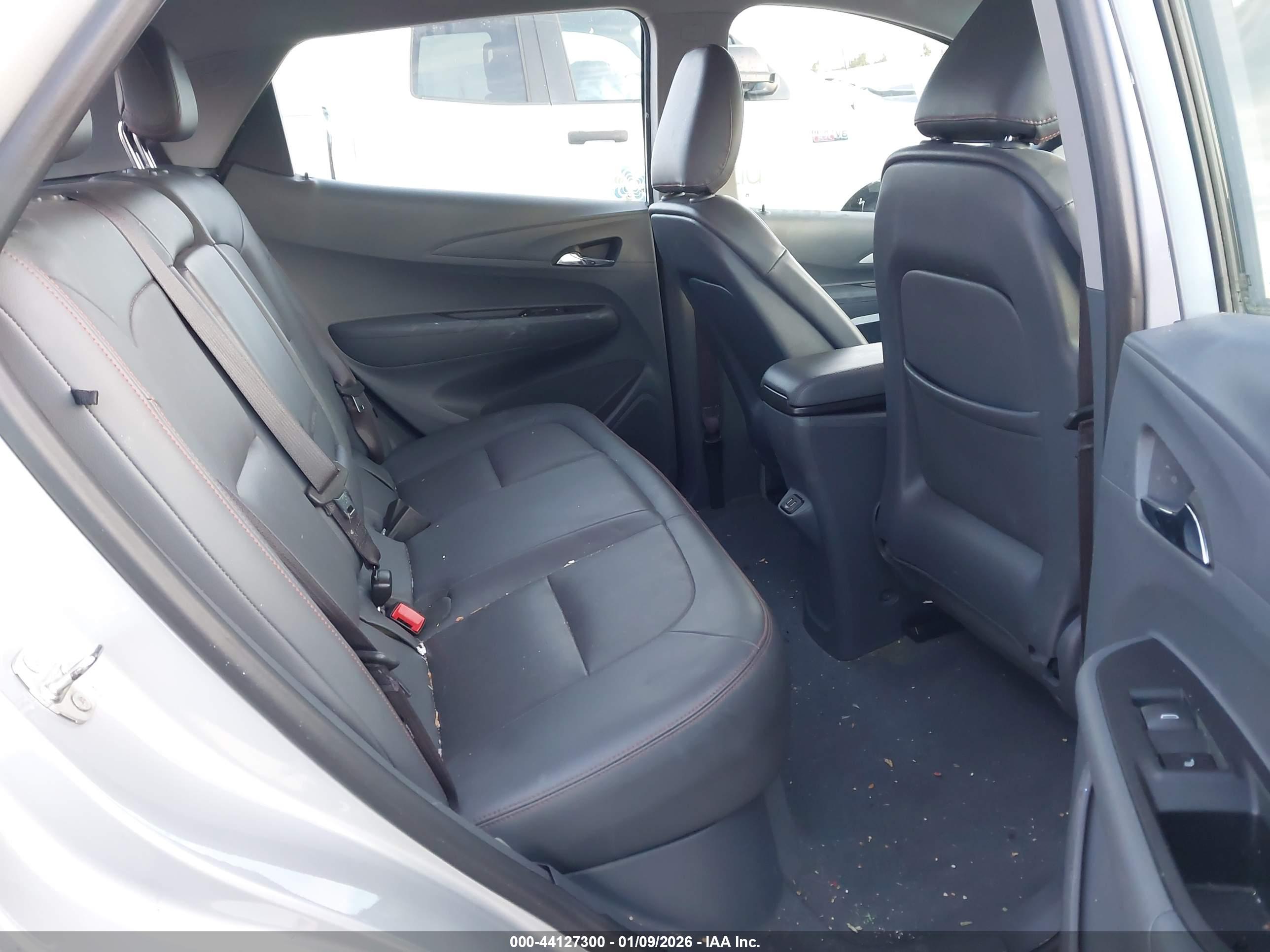 CHEVROLET BOLT image 8