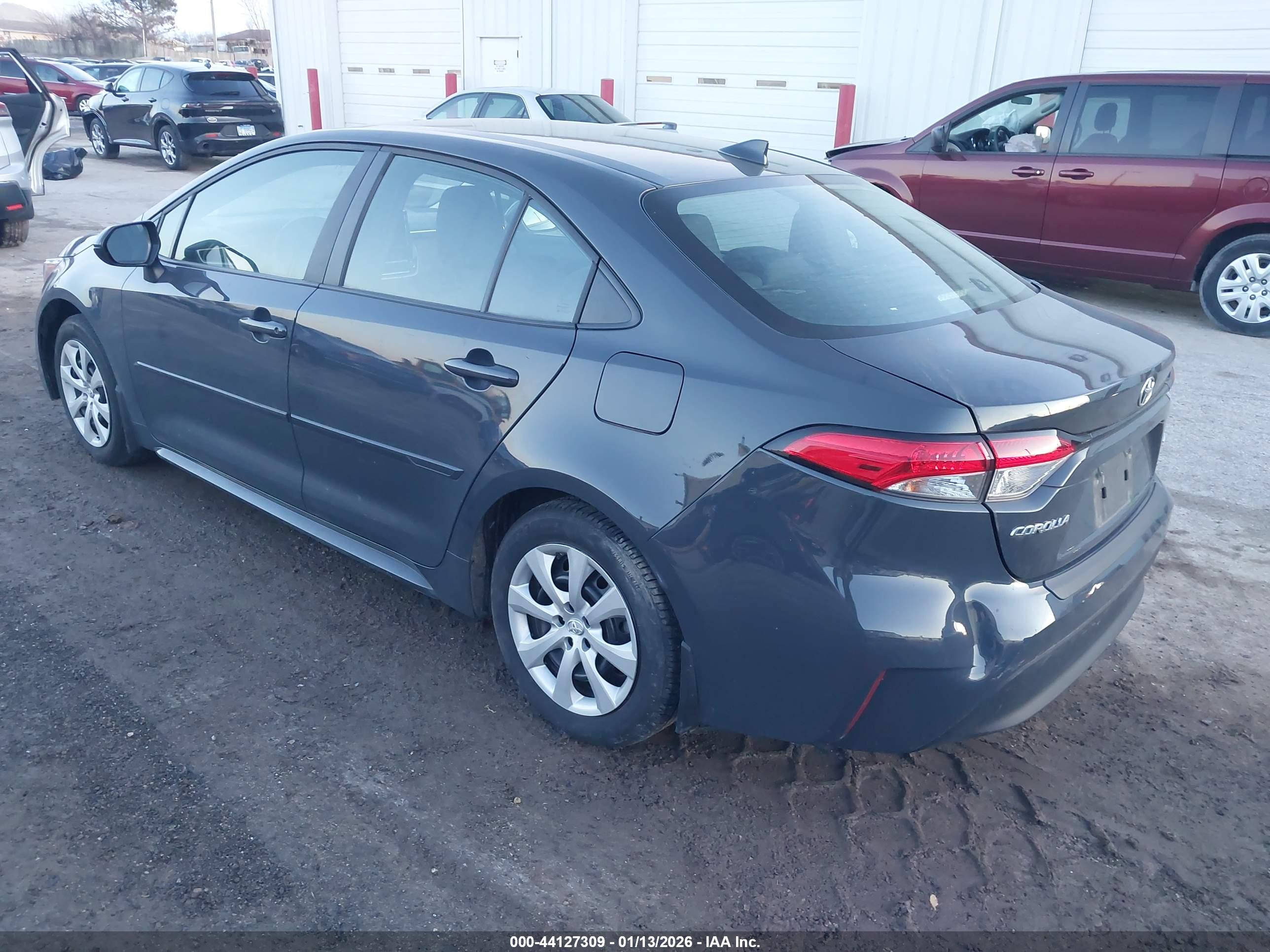 TOYOTA COROLLA image 3
