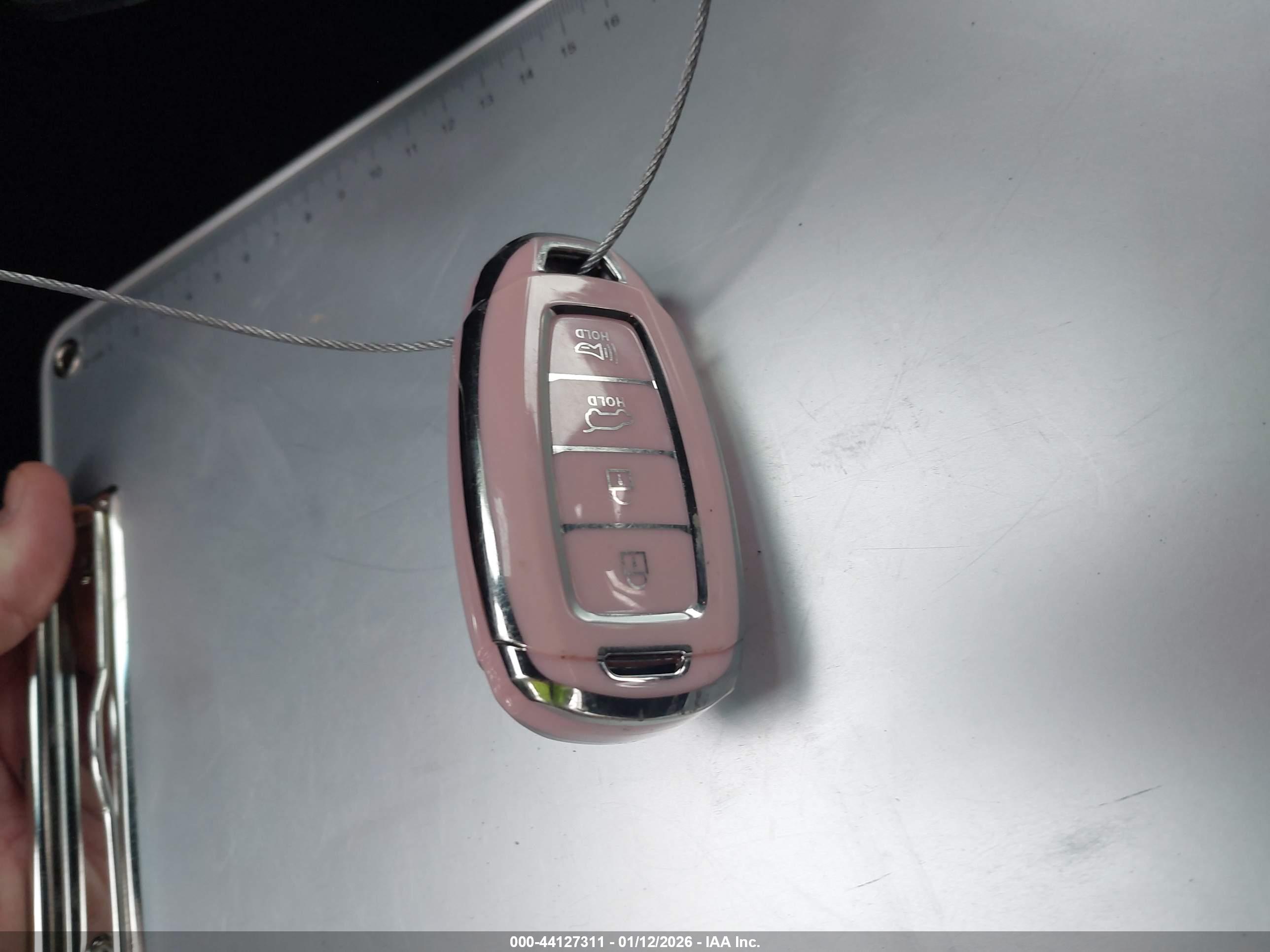 HYUNDAI KONA image 11