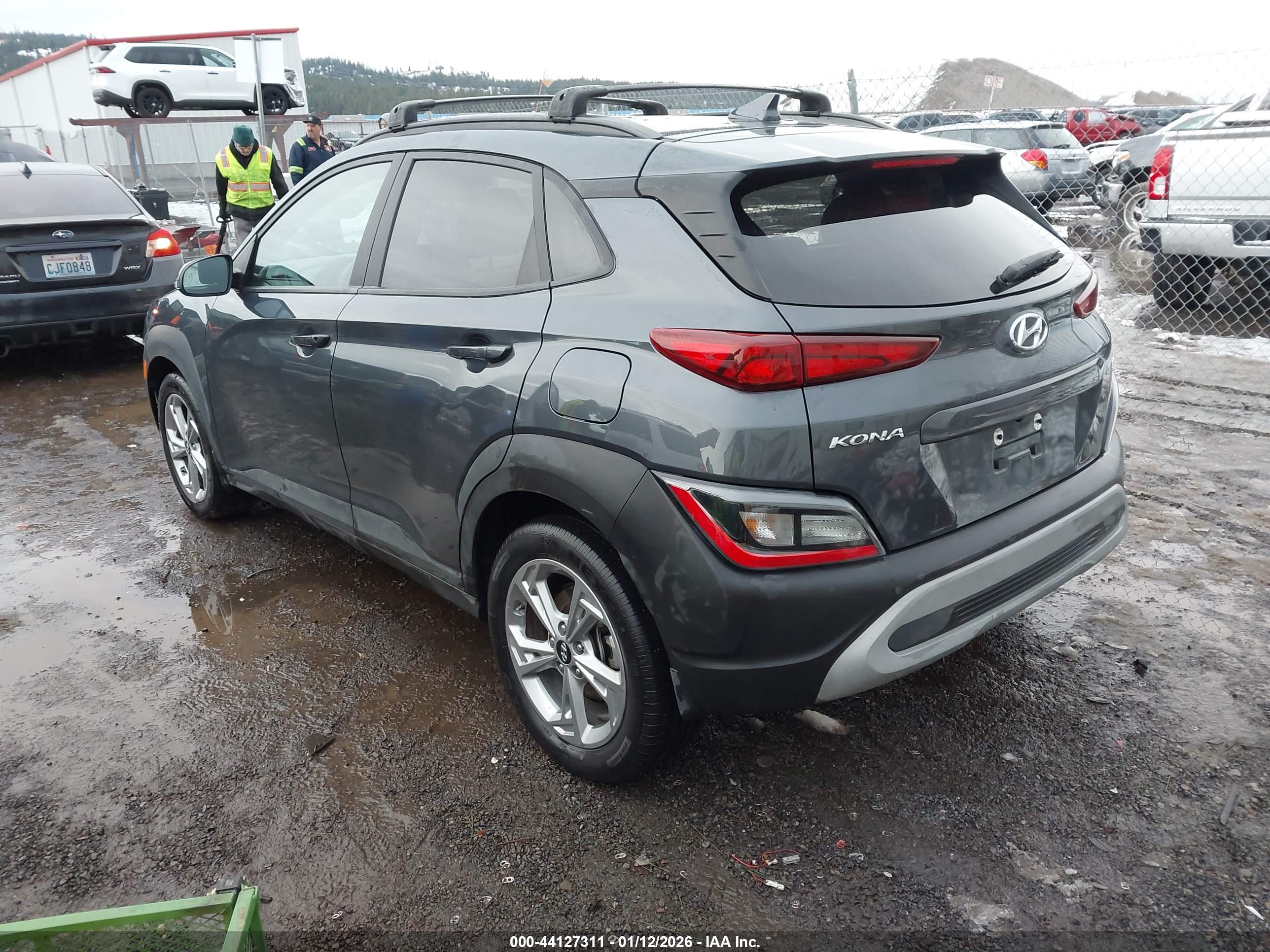 HYUNDAI KONA image 3