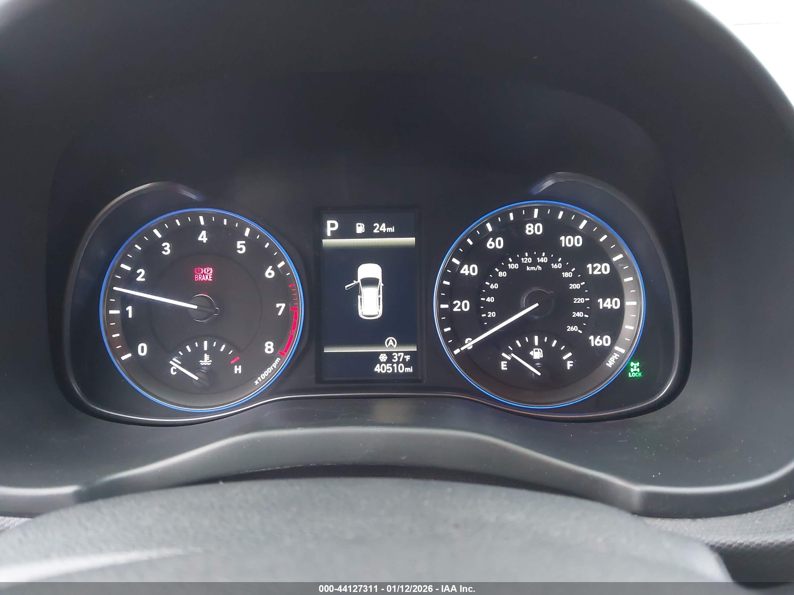 HYUNDAI KONA image 7