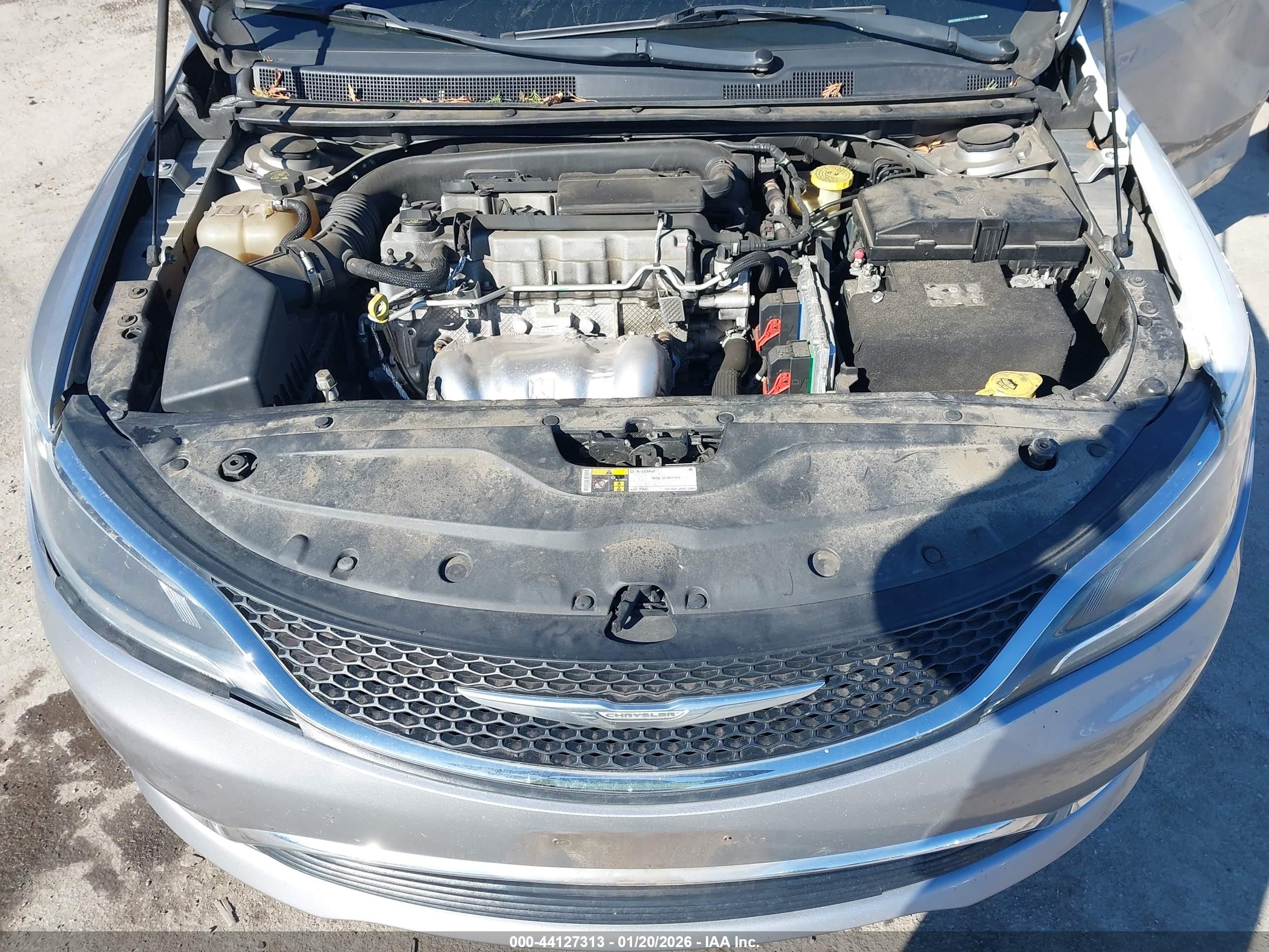 CHRYSLER 200 image 10