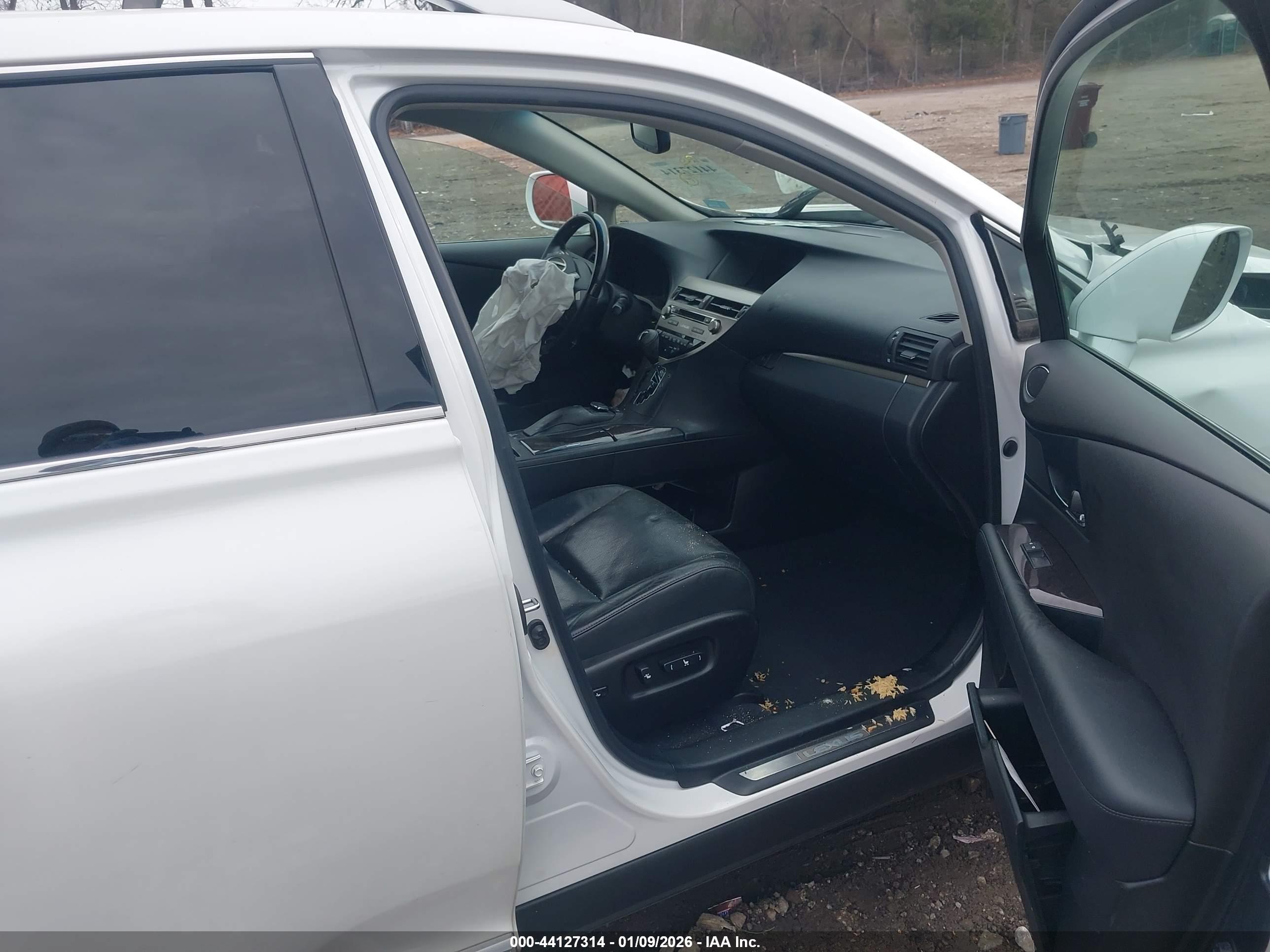 LEXUS RX image 5