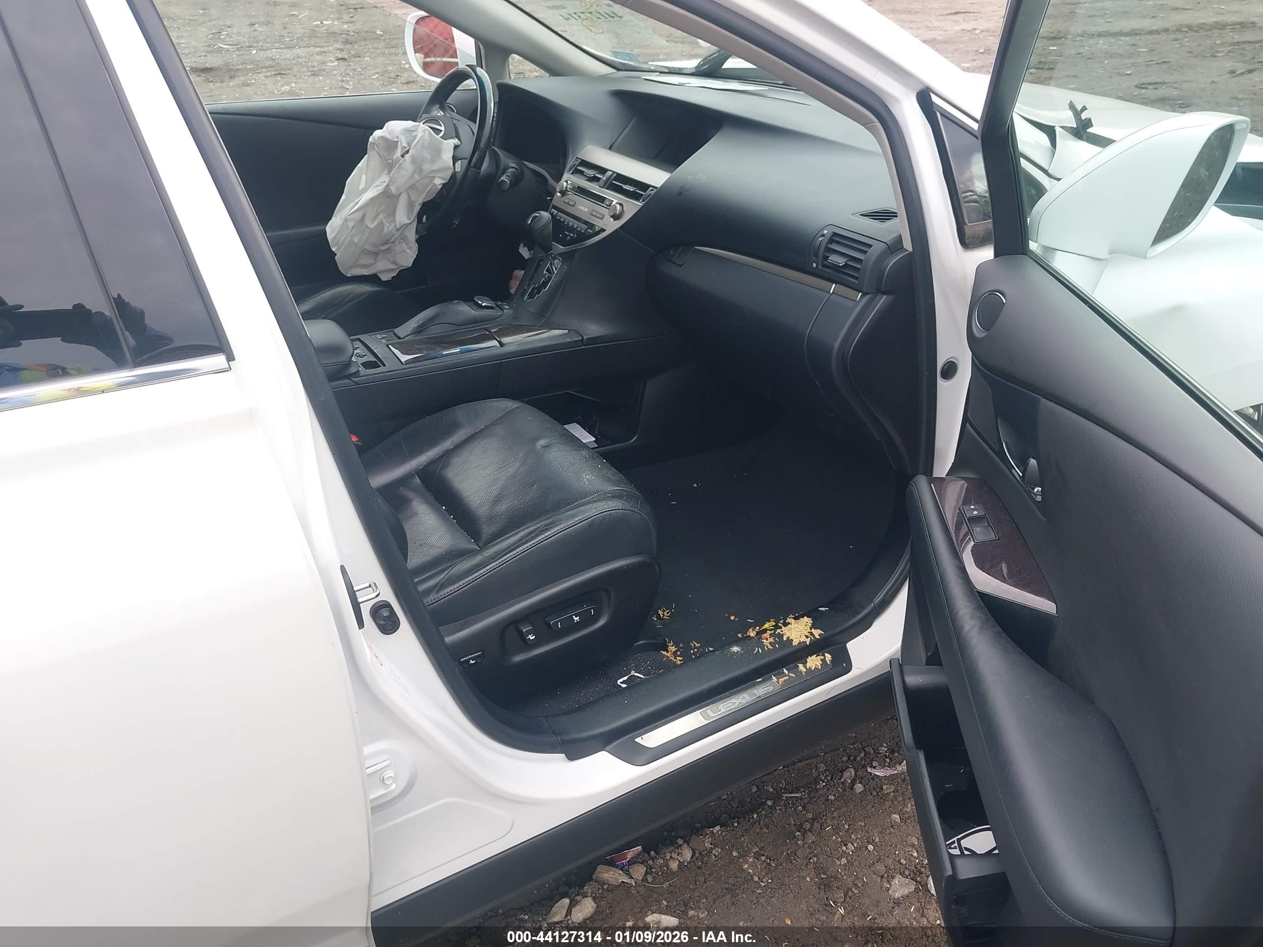 LEXUS RX image 8