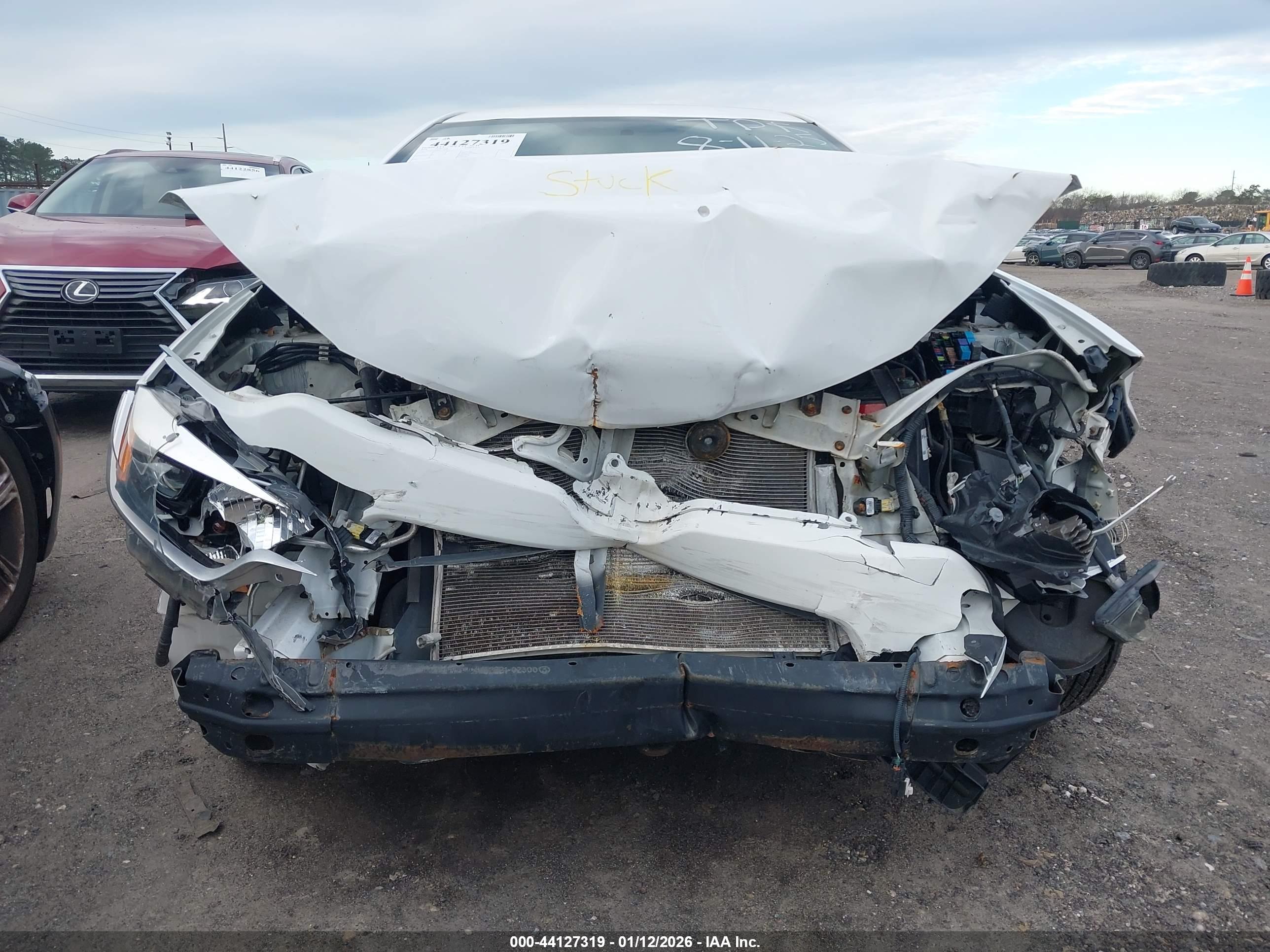 TOYOTA COROLLA image 6