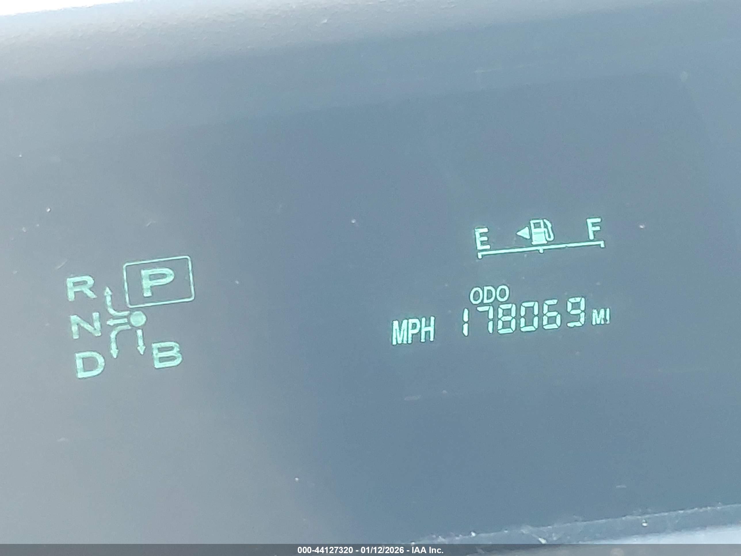 TOYOTA PRIUS image 6