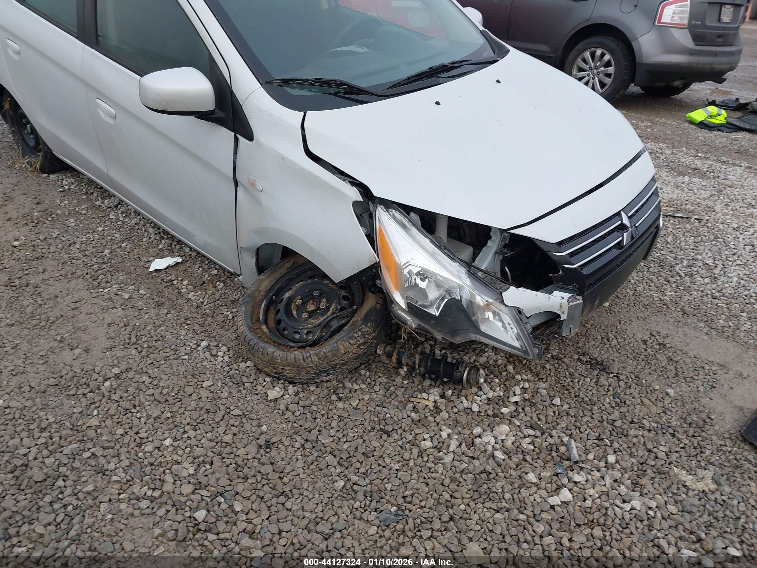 MITSUBISHI MIRAGE image 6