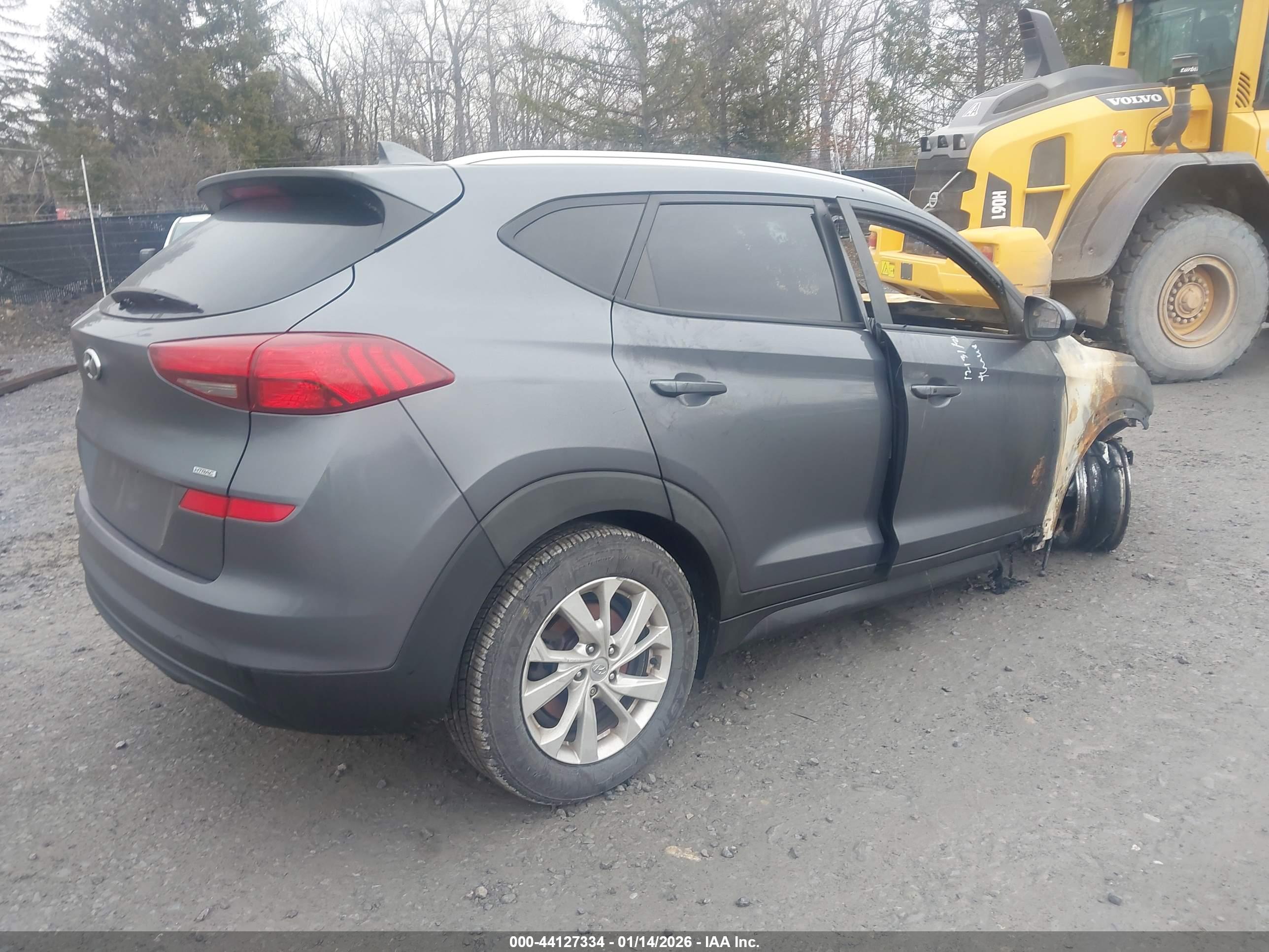 HYUNDAI TUCSON image 4