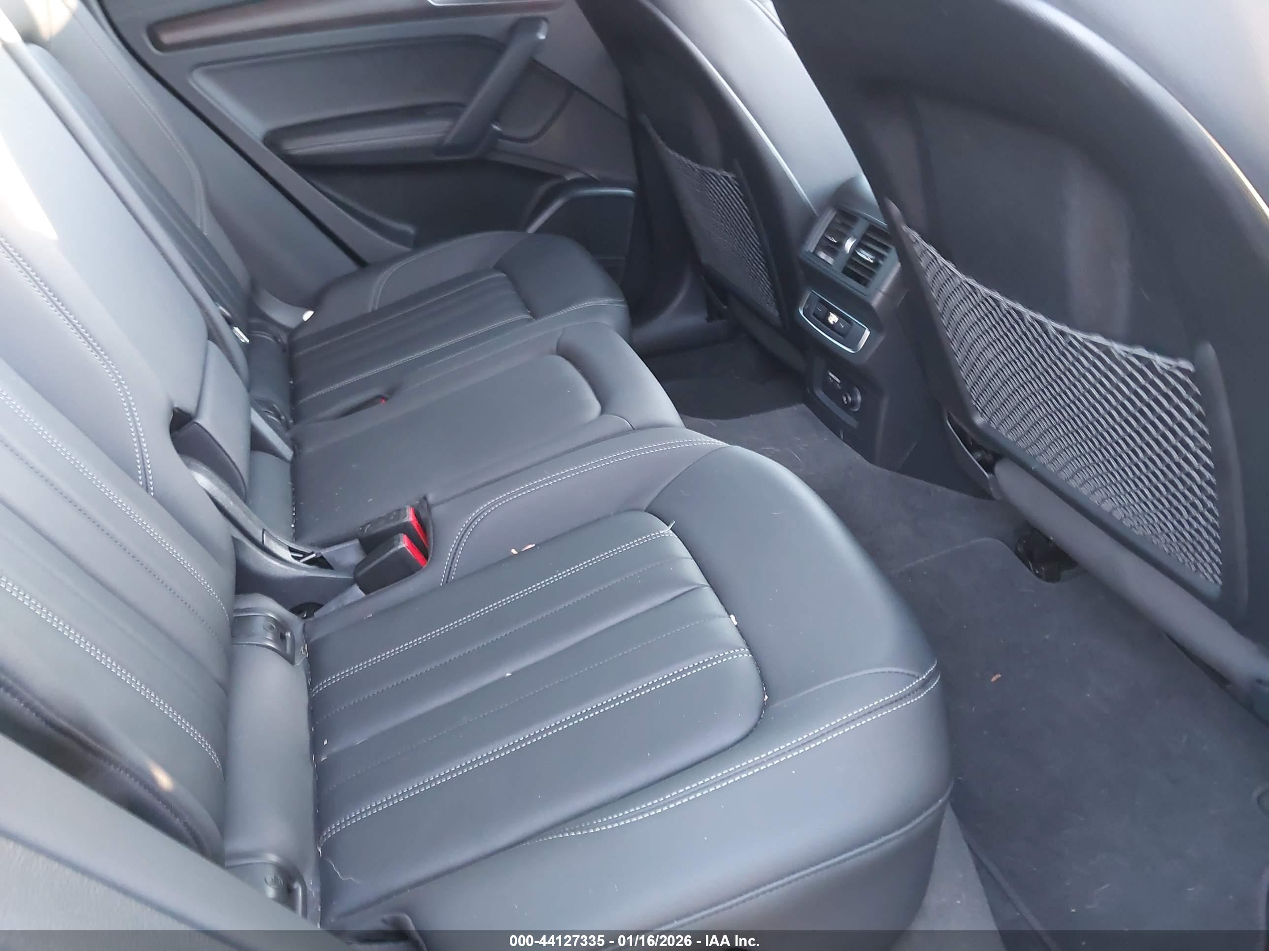 AUDI Q5 image 8