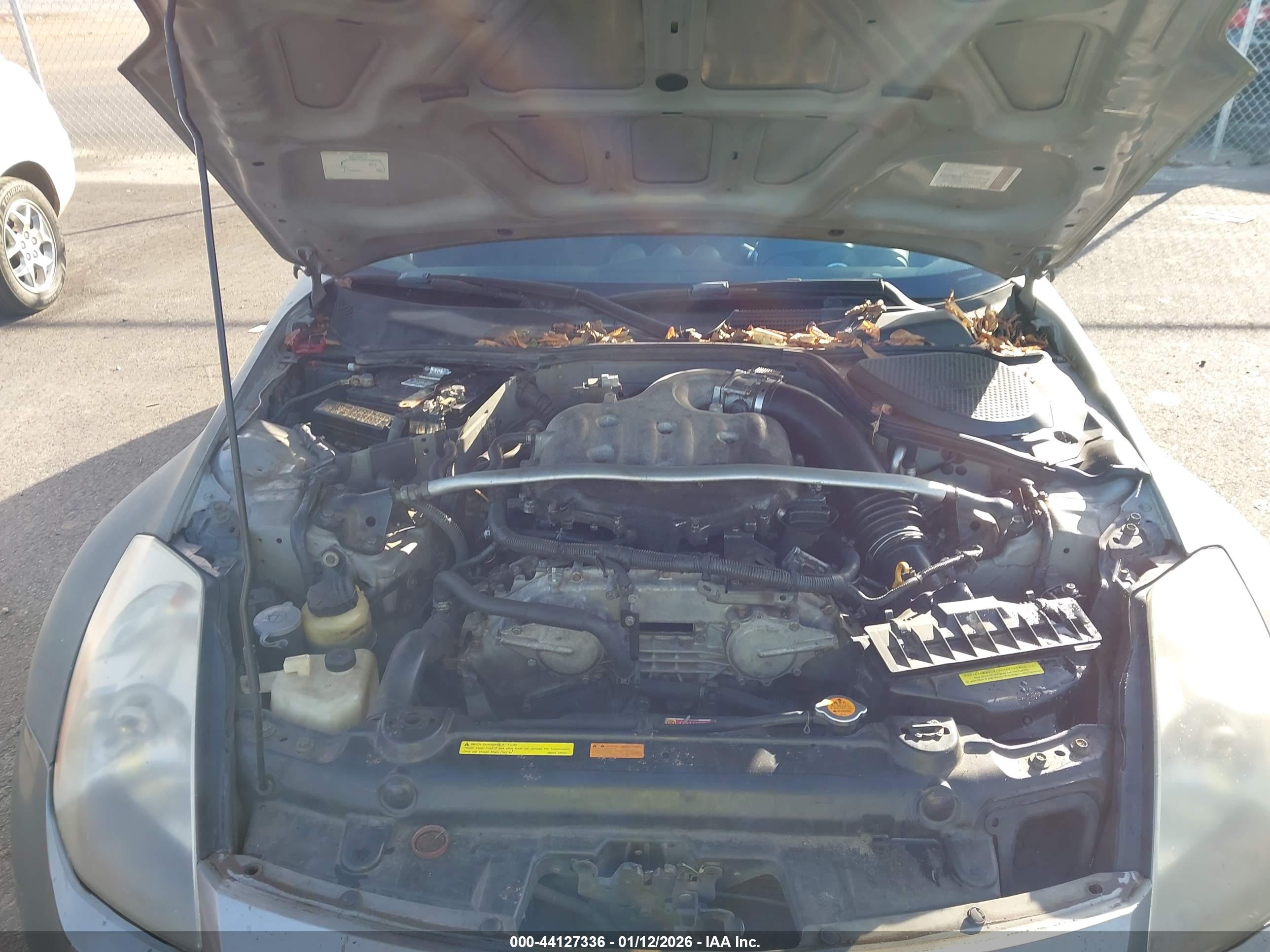 NISSAN 350Z image 10