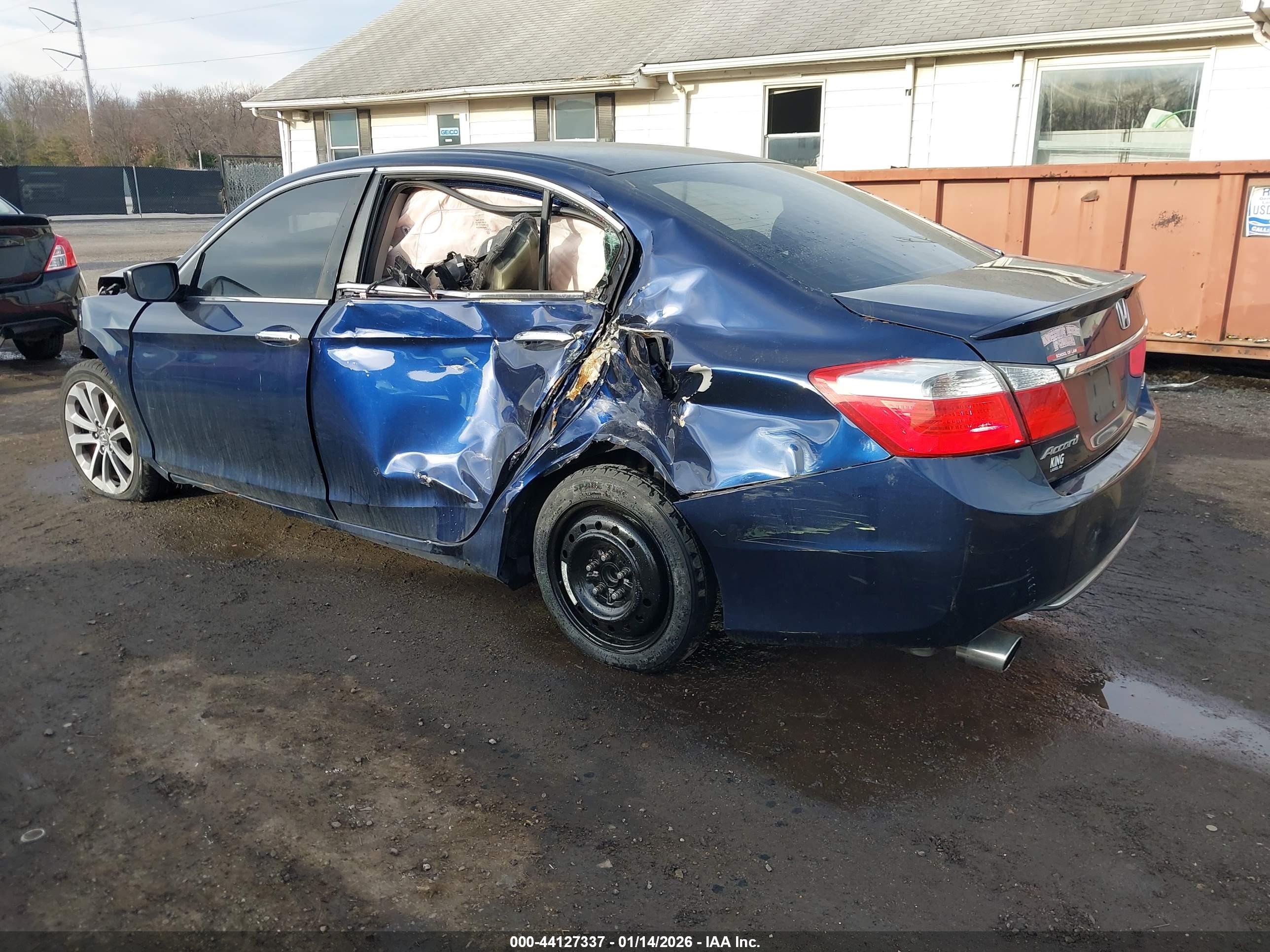 HONDA ACCORD image 3