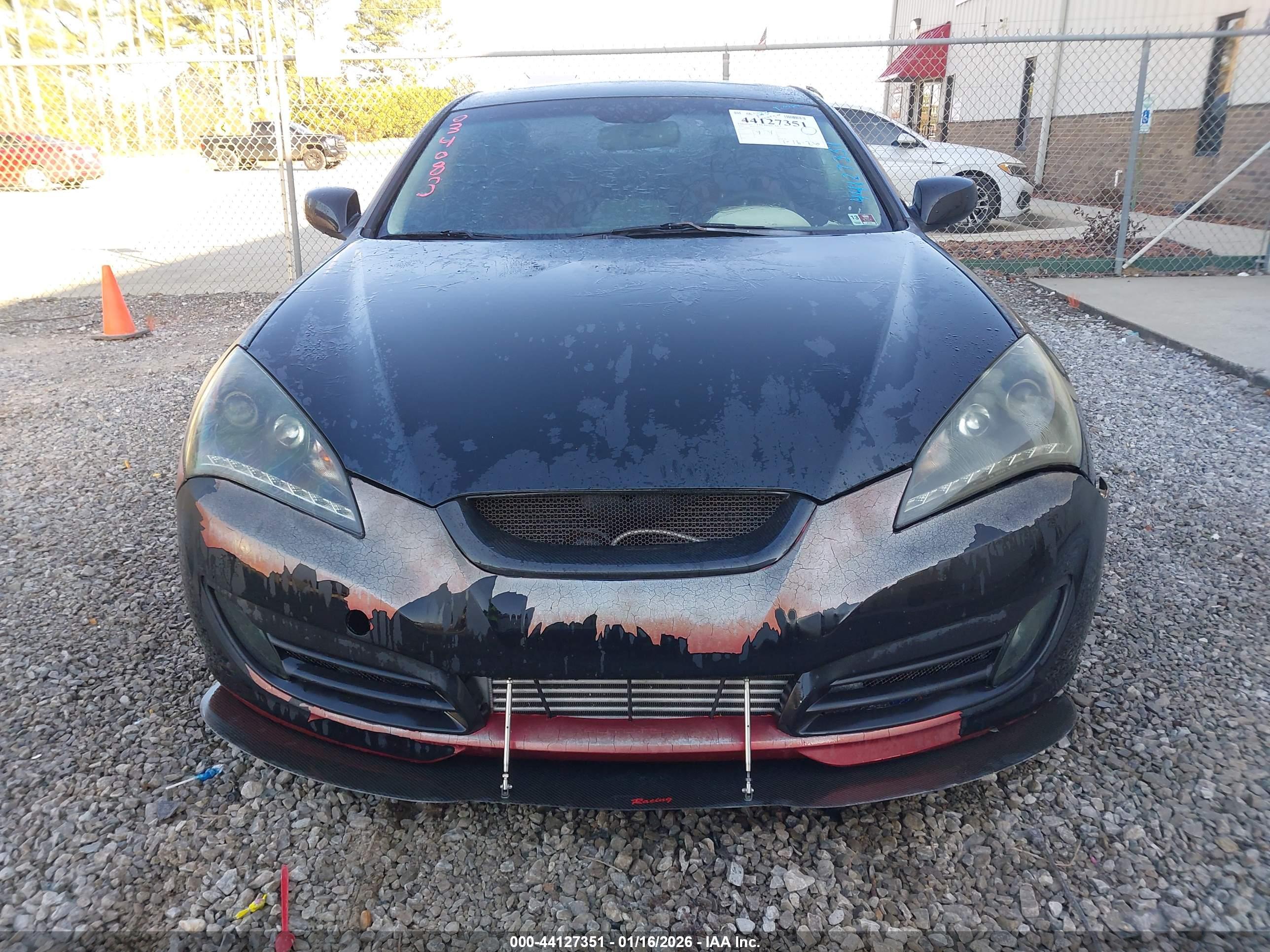 HYUNDAI GENESIS image 6